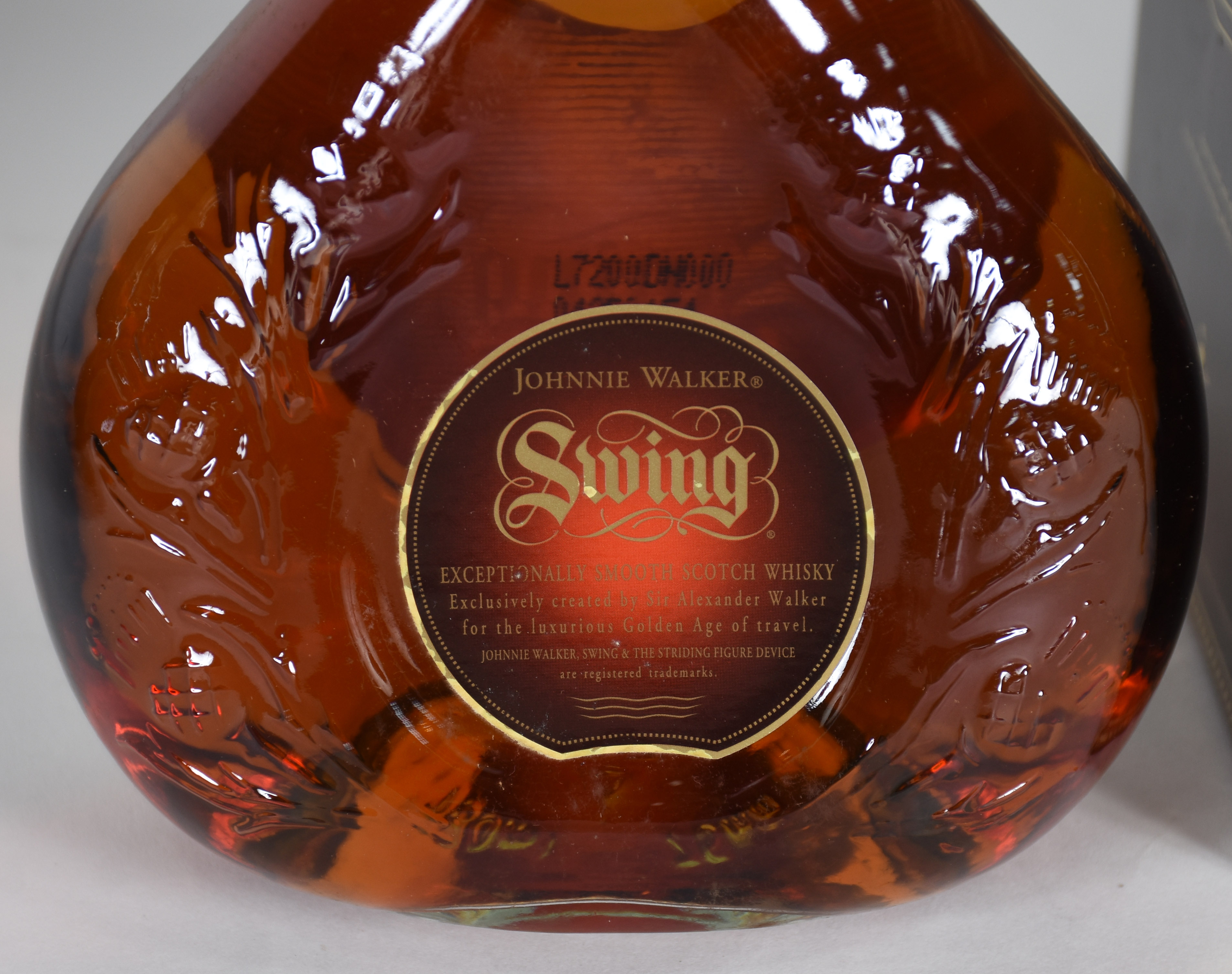 Tres garrafas de Whisky SWING, 750 ml, na embalagem. - foto 4 de 4