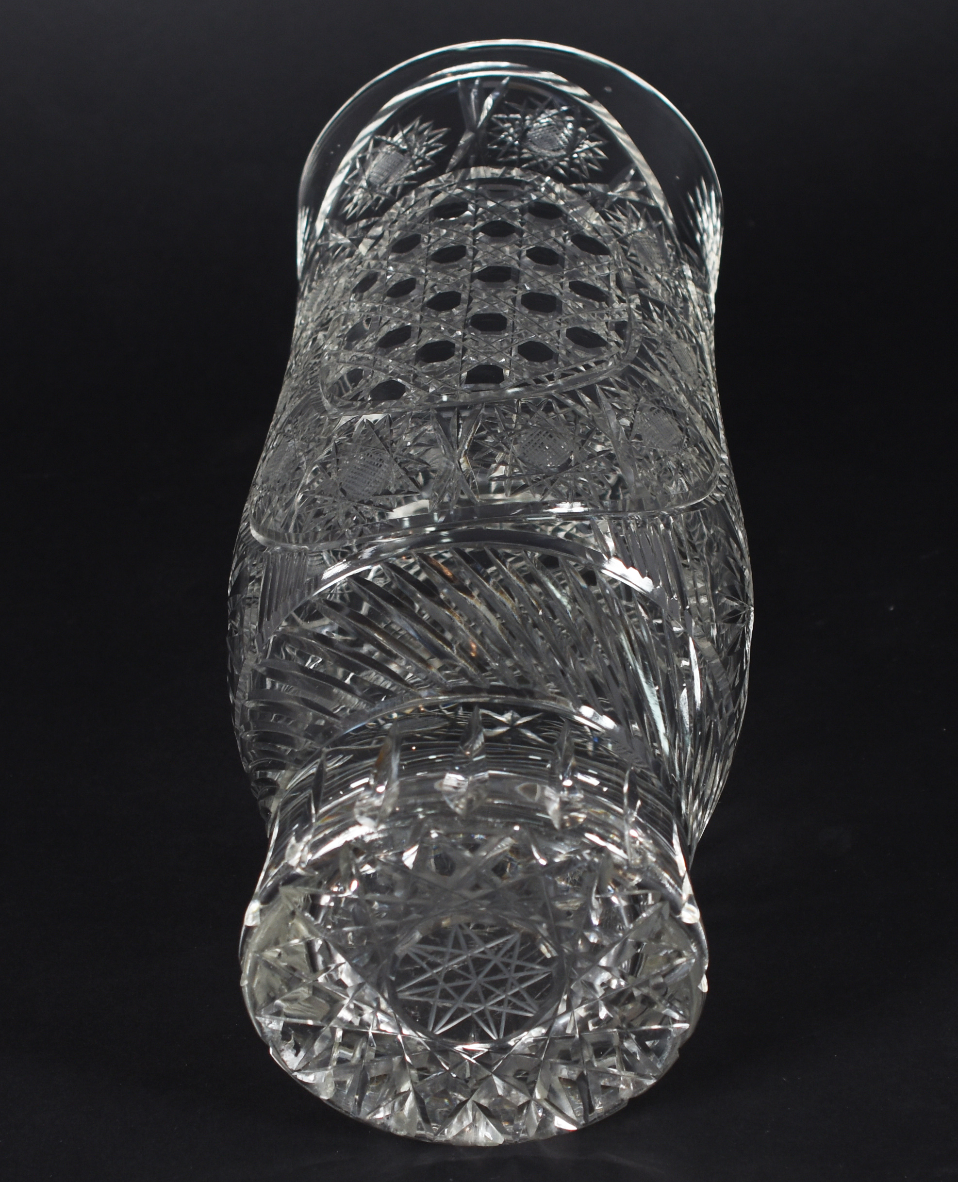 Vaso de cristal tcheco lapidado. - foto 4 de 4