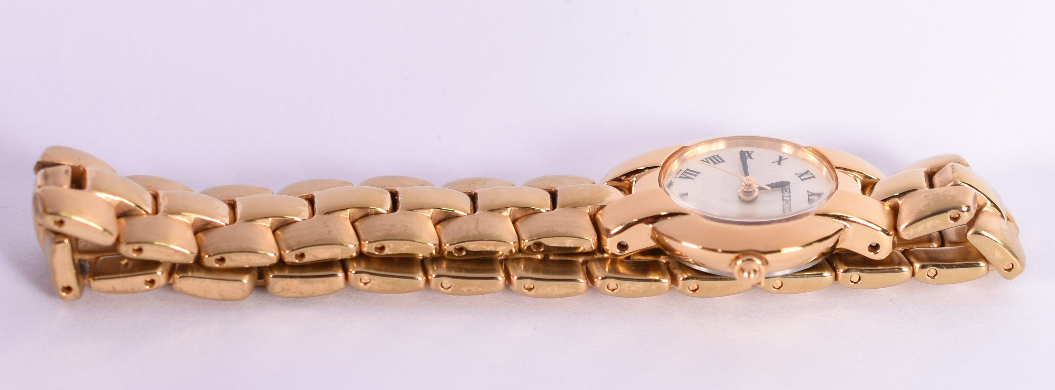 Relógio Seiko feminino, dourado, mostrador em algarismos romanos... - foto 2 de 5