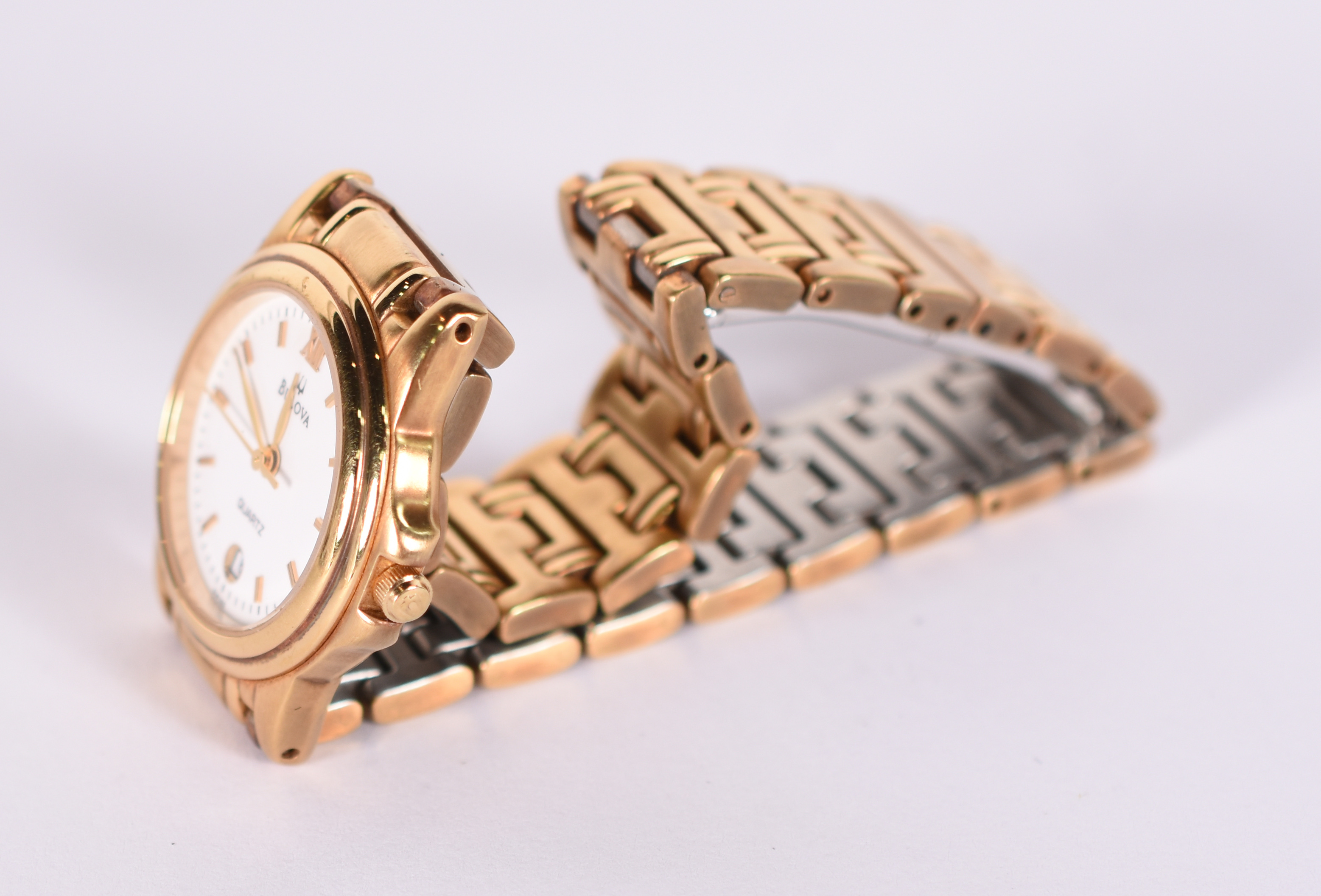 Relógio Bulova feminino, máquina Swiss, com calendário, algarismos... - foto 3 de 4
