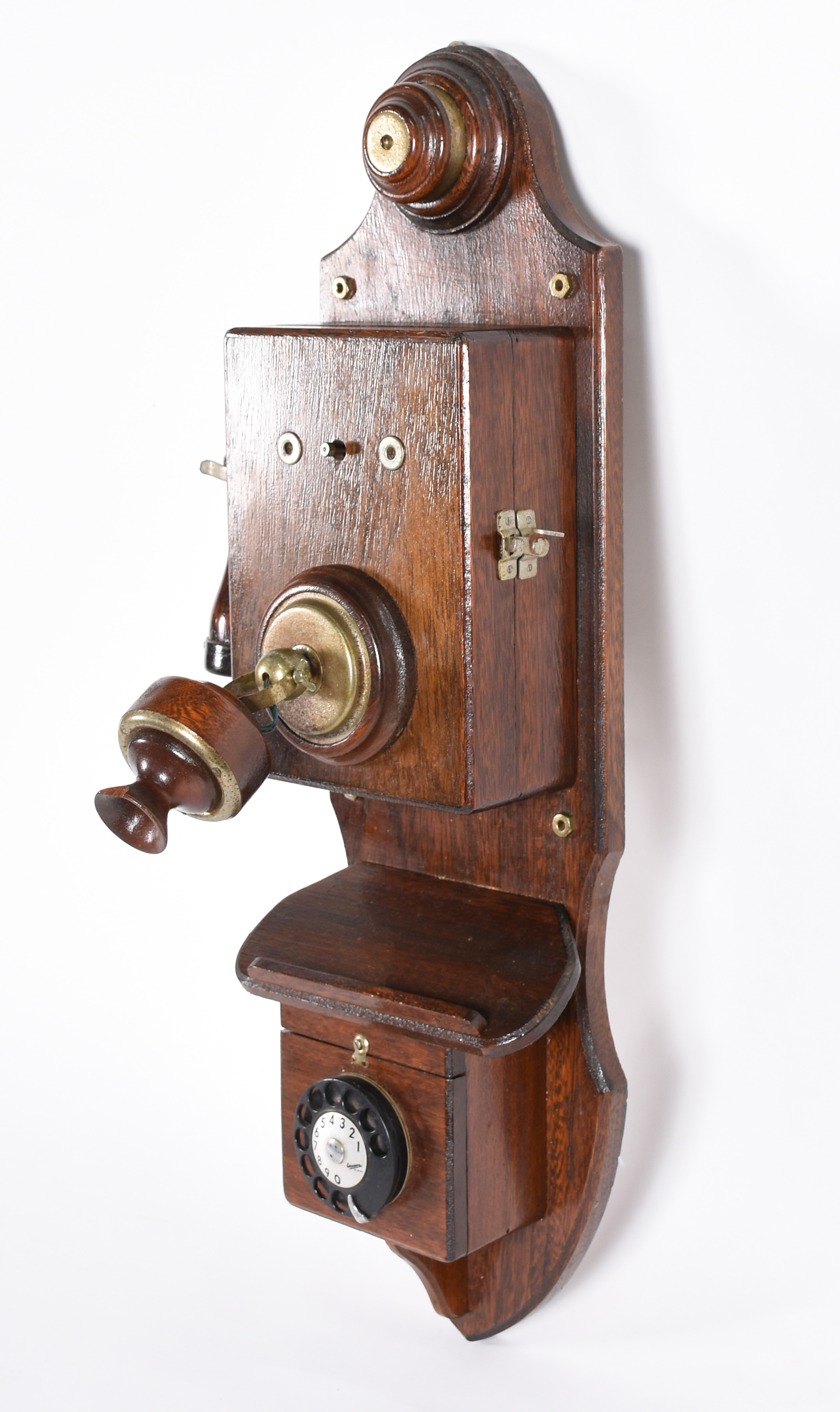 Telefone de parede com caixa de madeira. (pequeno lascado). - foto 4 de 5
