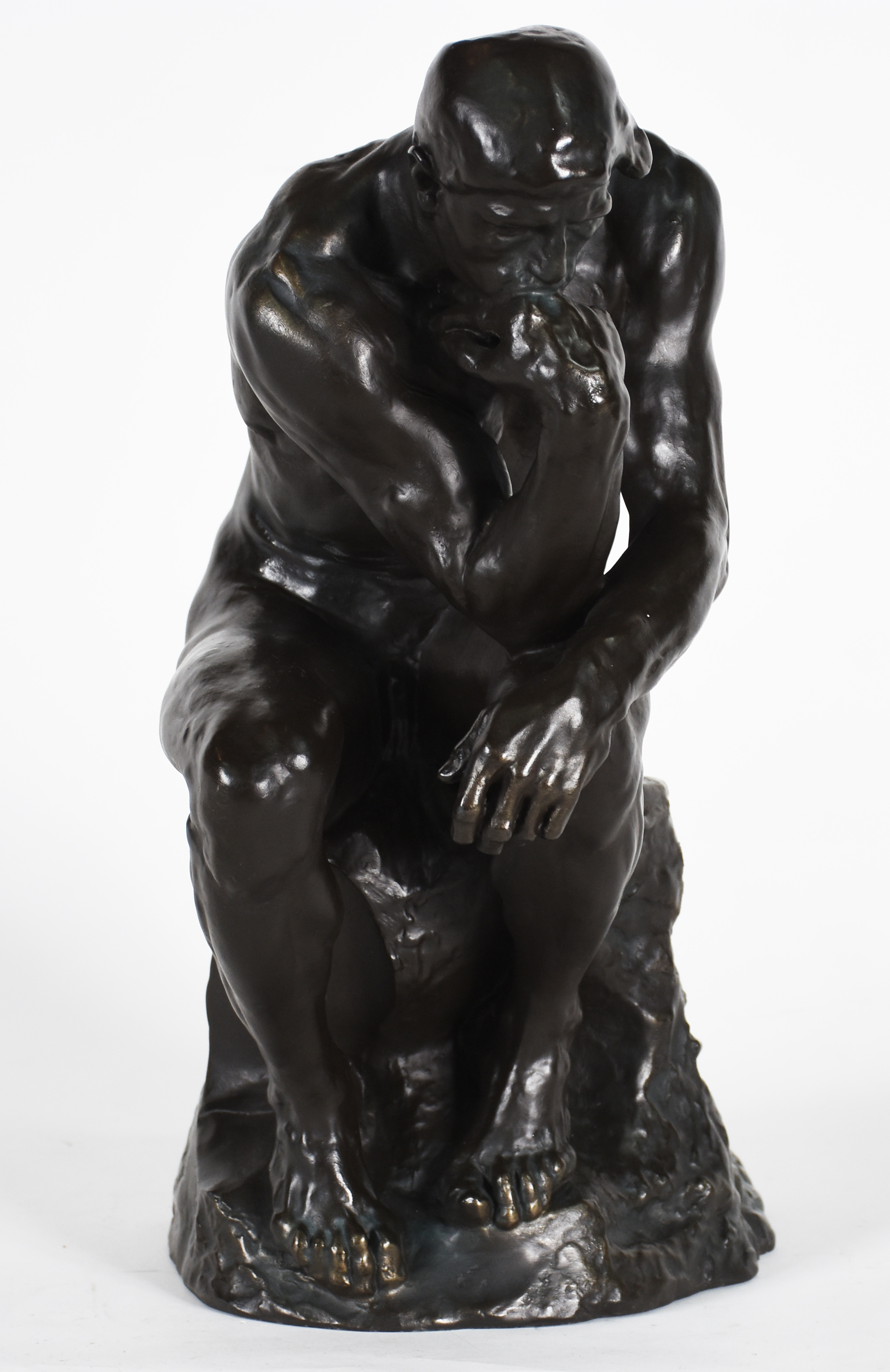 Escultura de bronze, representando "O PENSADOR", cópia de RODIN. - foto 2 de 7