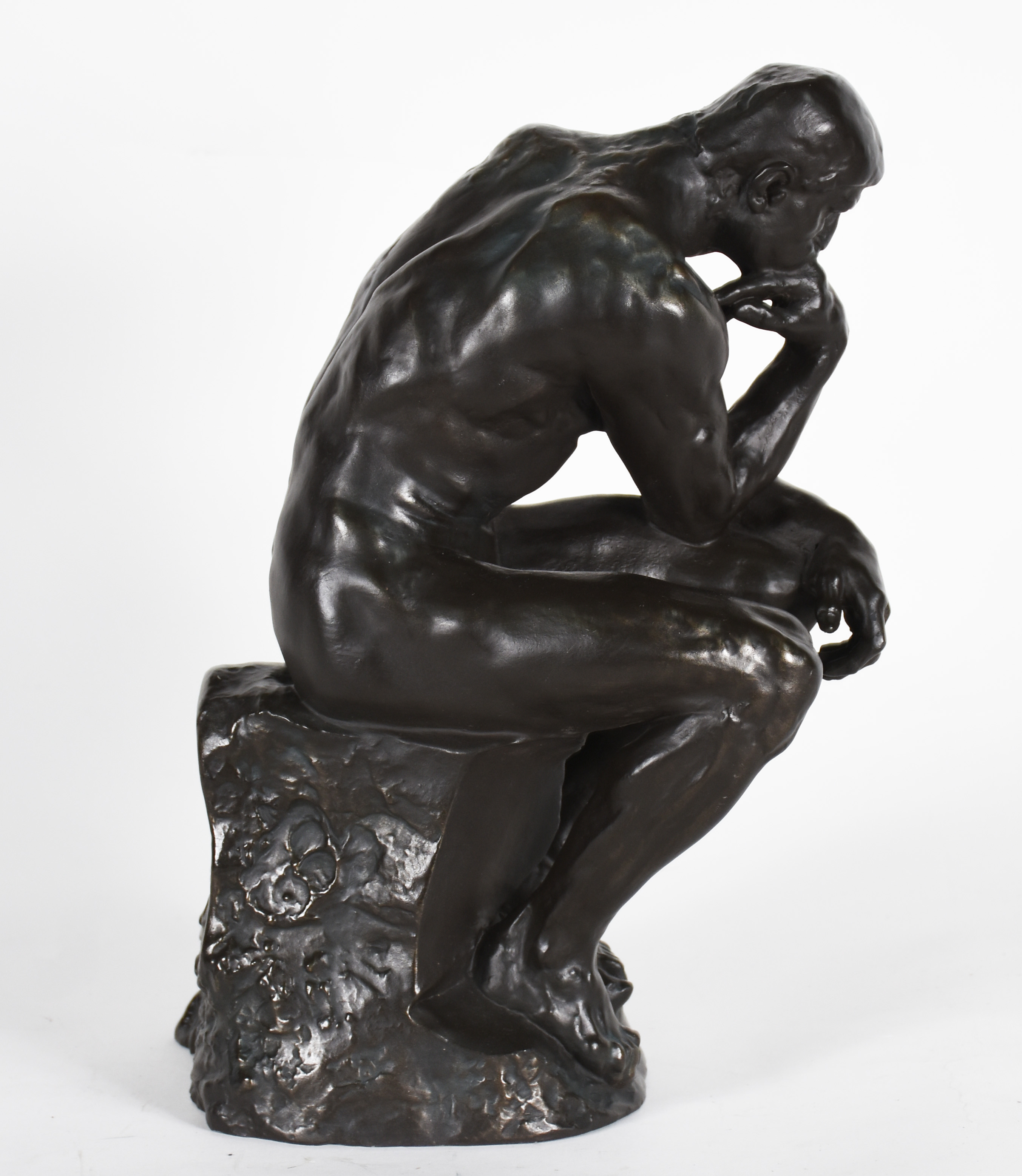 Escultura de bronze, representando "O PENSADOR", cópia de RODIN. - foto 4 de 7