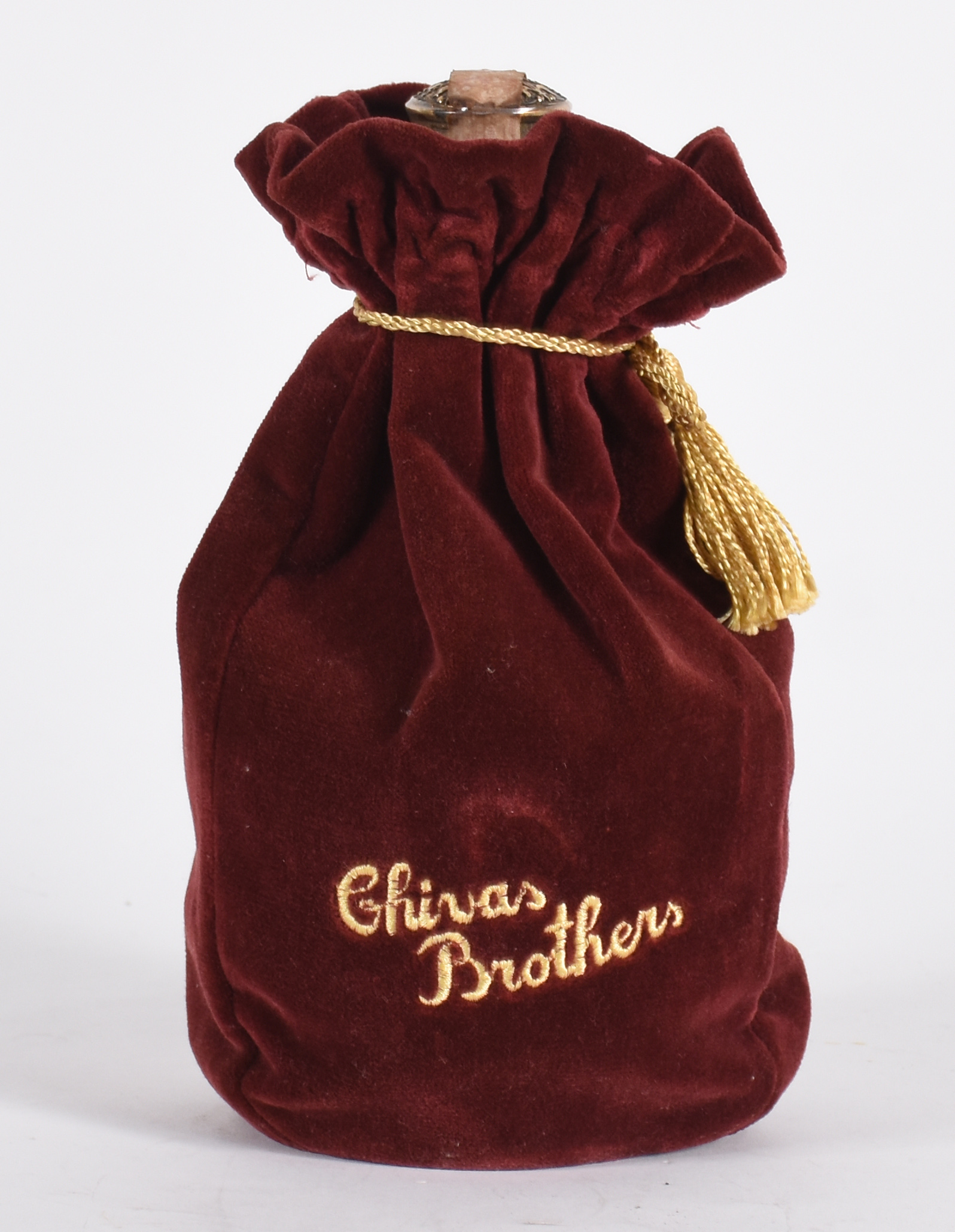 Whisky Royal Salute, 21 anos, "Chivas Btothers" em garrafa de... - foto 2 de 5