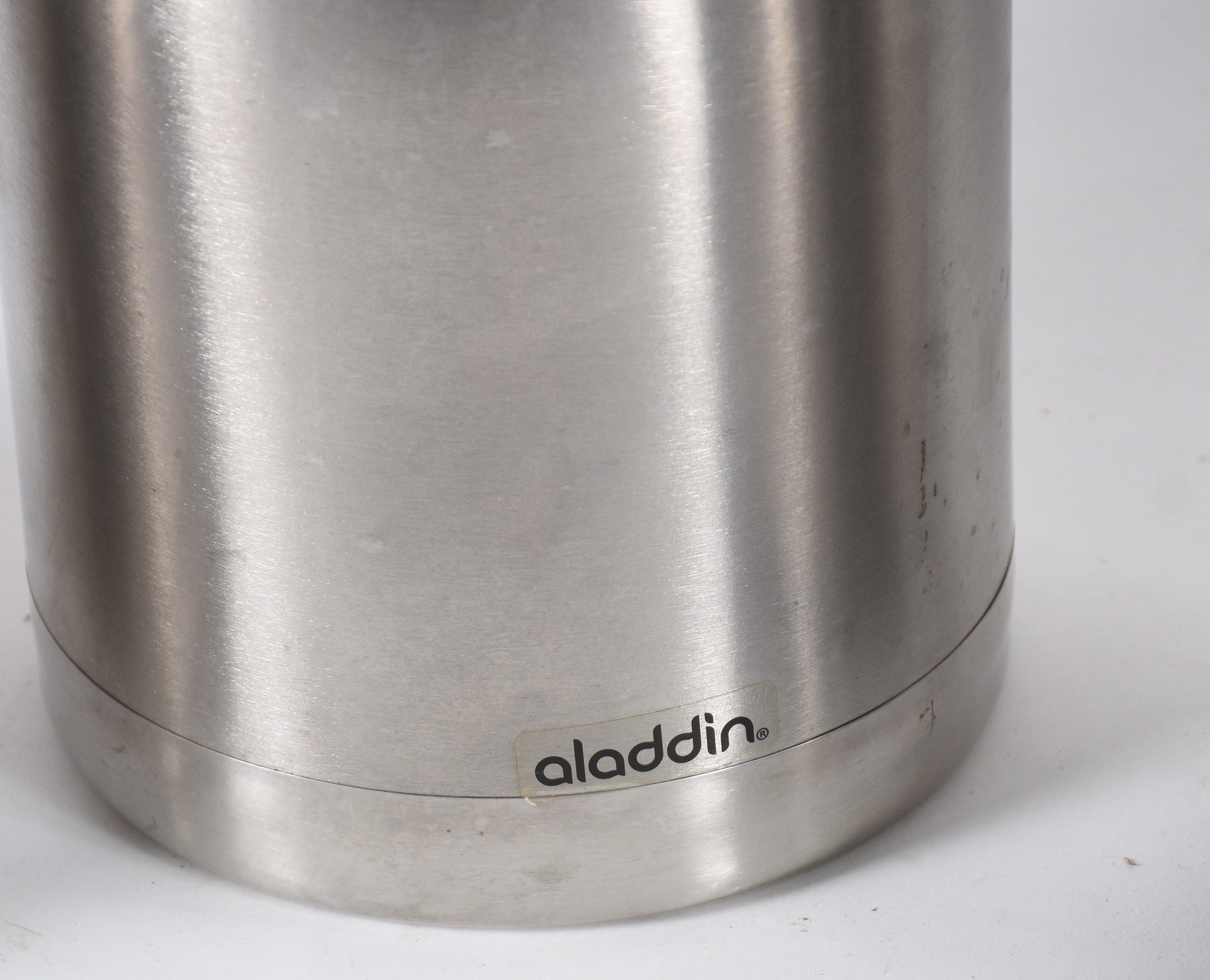 Dois baldes de gelo OXO com pegador e 3 garrafas térmicas (aladdin e... - foto 3 de 5