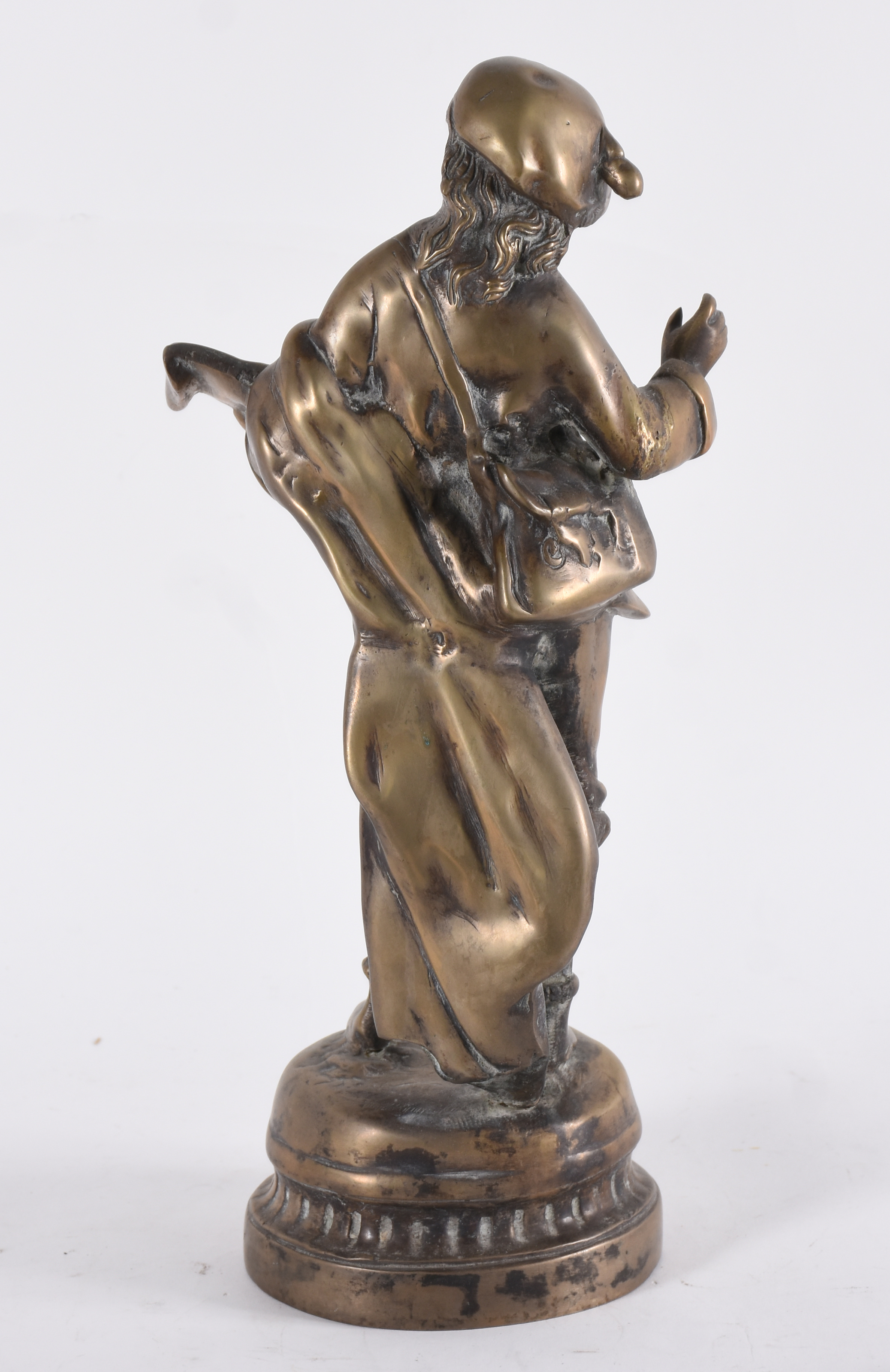 Estatueta de bronze representando Jovem. - foto 3 de 4