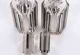 Par de licoreiras Art Deco de cristal europeu f... - Par de licoreiras Art Deco de cristal europeu facetado com faixas pretas trabalhadas.