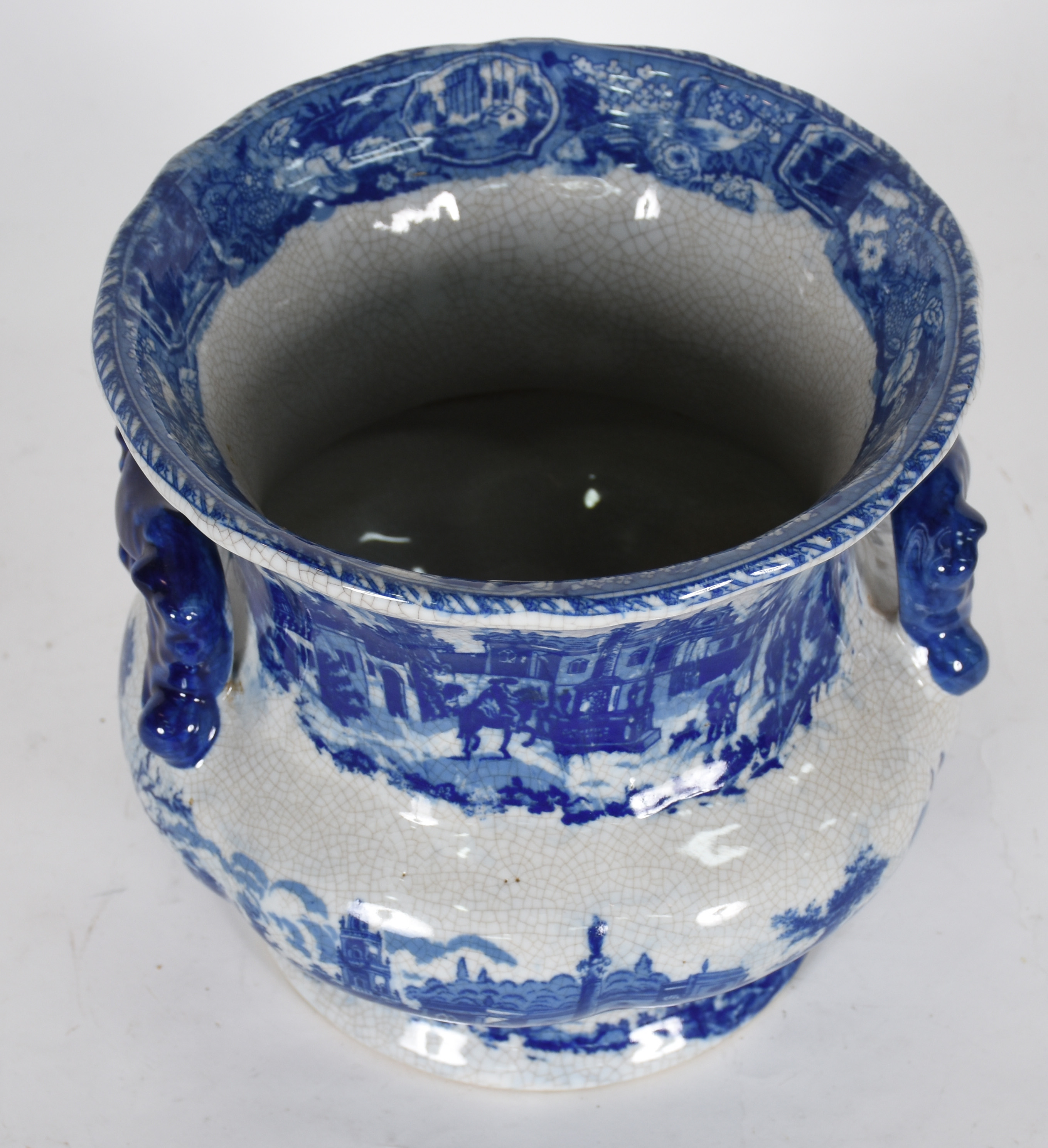 Cachepot de porcelana oriental azul e branca. - foto 2 de 4