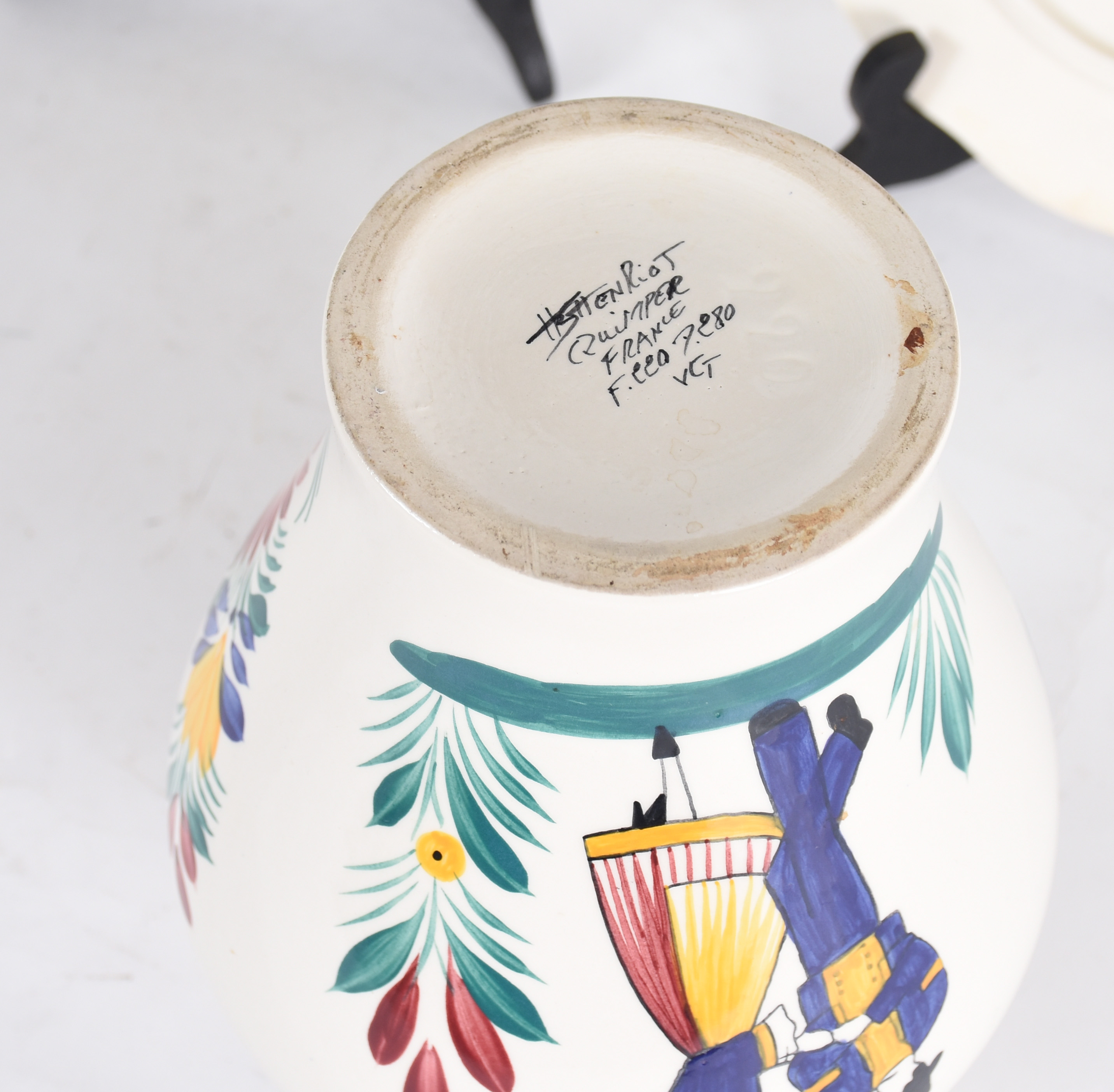 Conjunto com 3 pratos de porcelana francesa QUIMPER (diâmetro 24 cm)... - foto 4 de 4
