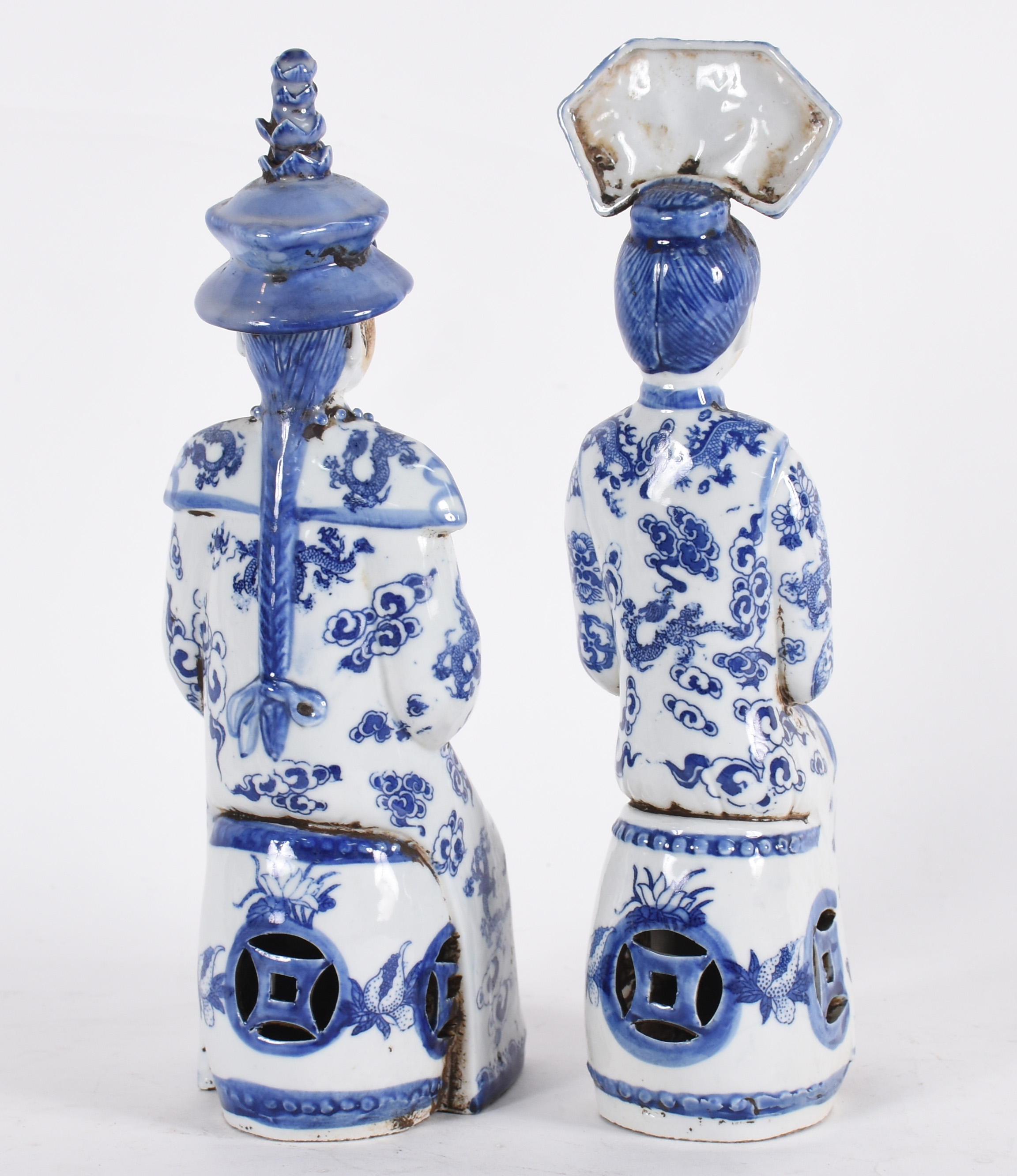 Par de estatuetas de porcelana oriental azul e branca representando... - foto 4 de 5