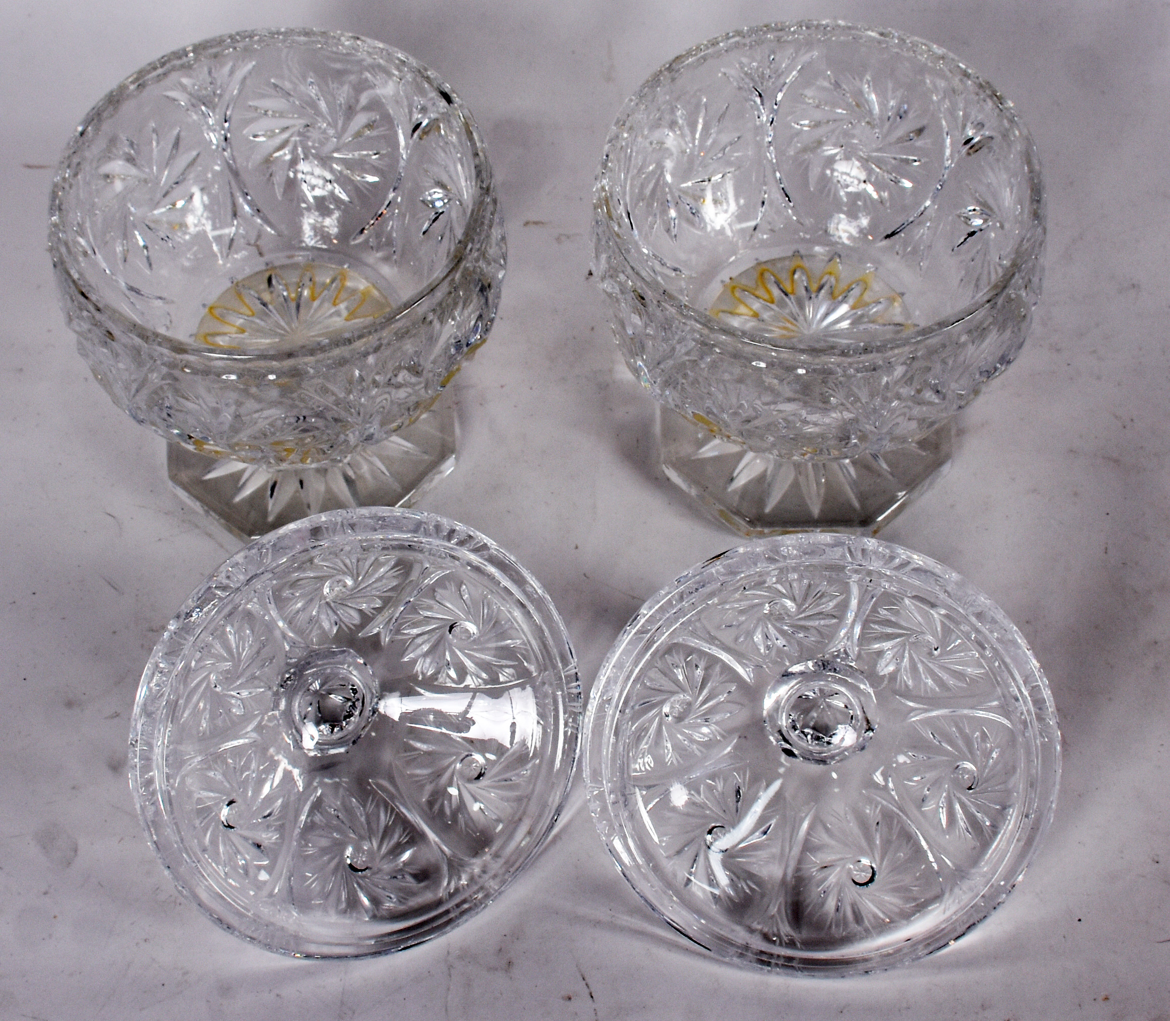 Duas bombonieres de cristal. - foto 2 de 3