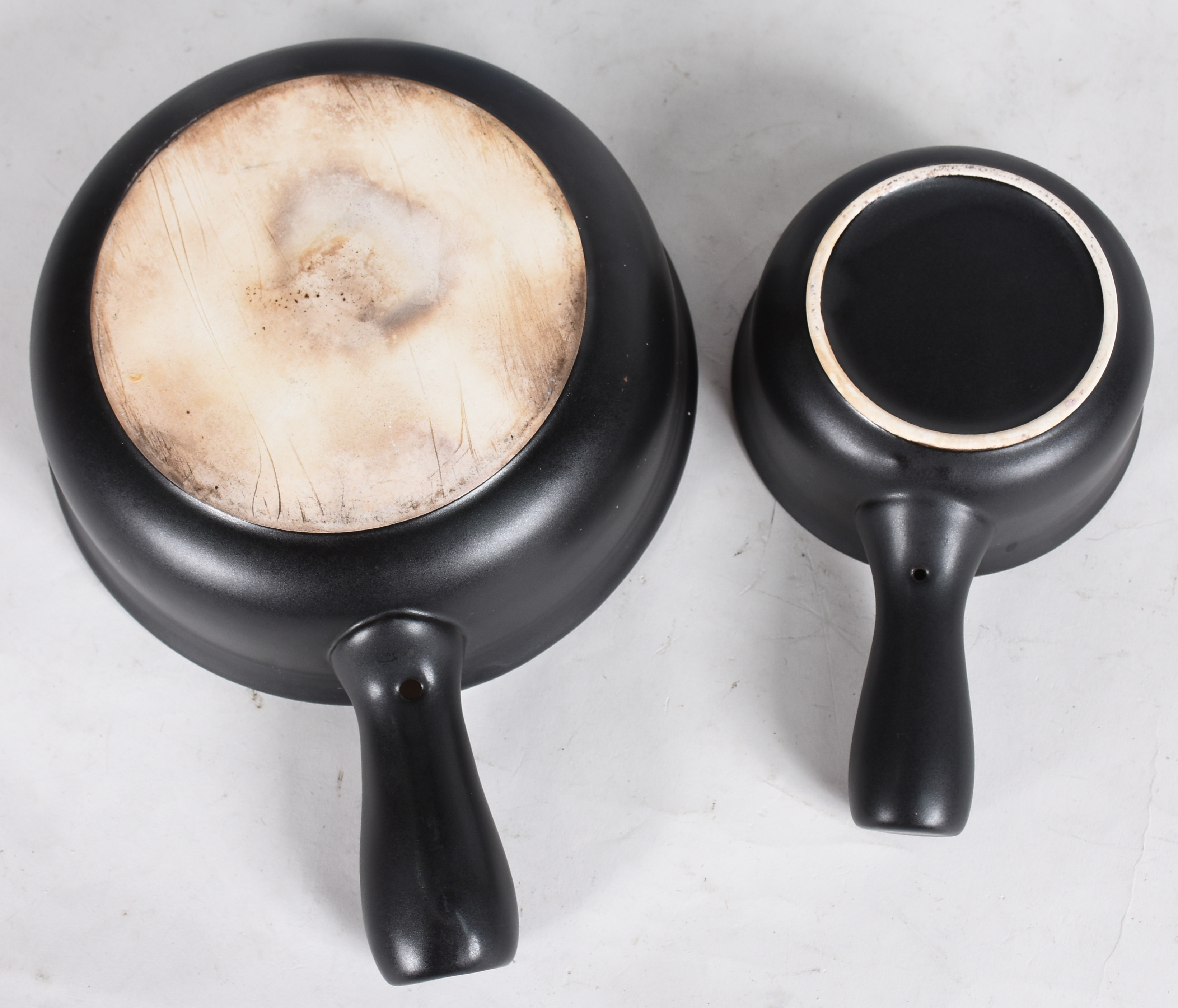 Duas peças para cozinha, sendo: Multiprocessador Walita e panela com... - foto 6 de 6