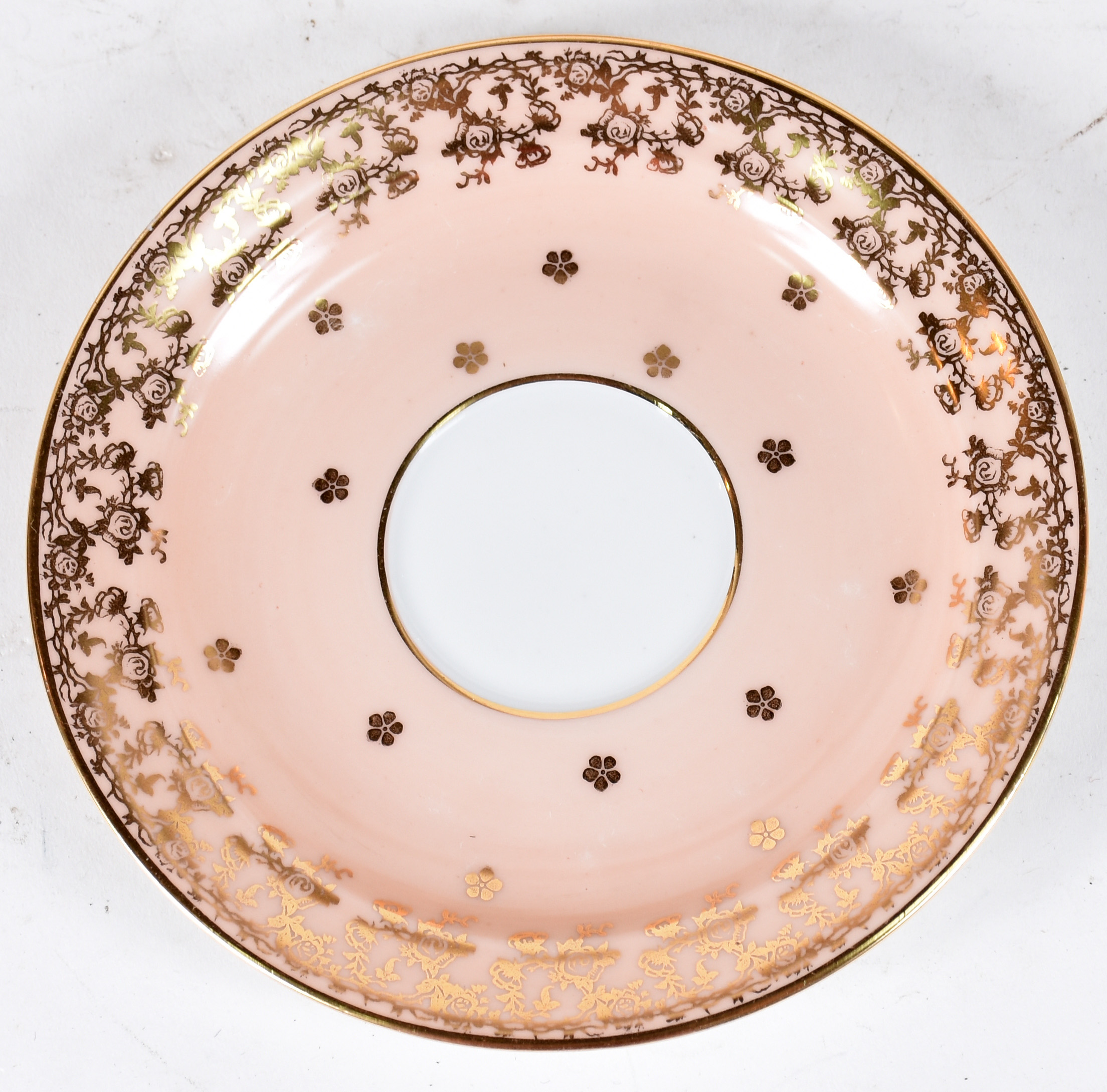 Conjunto de chá e café em porcelana limoges, sendo 12 xícaras para... - foto 4 de 5