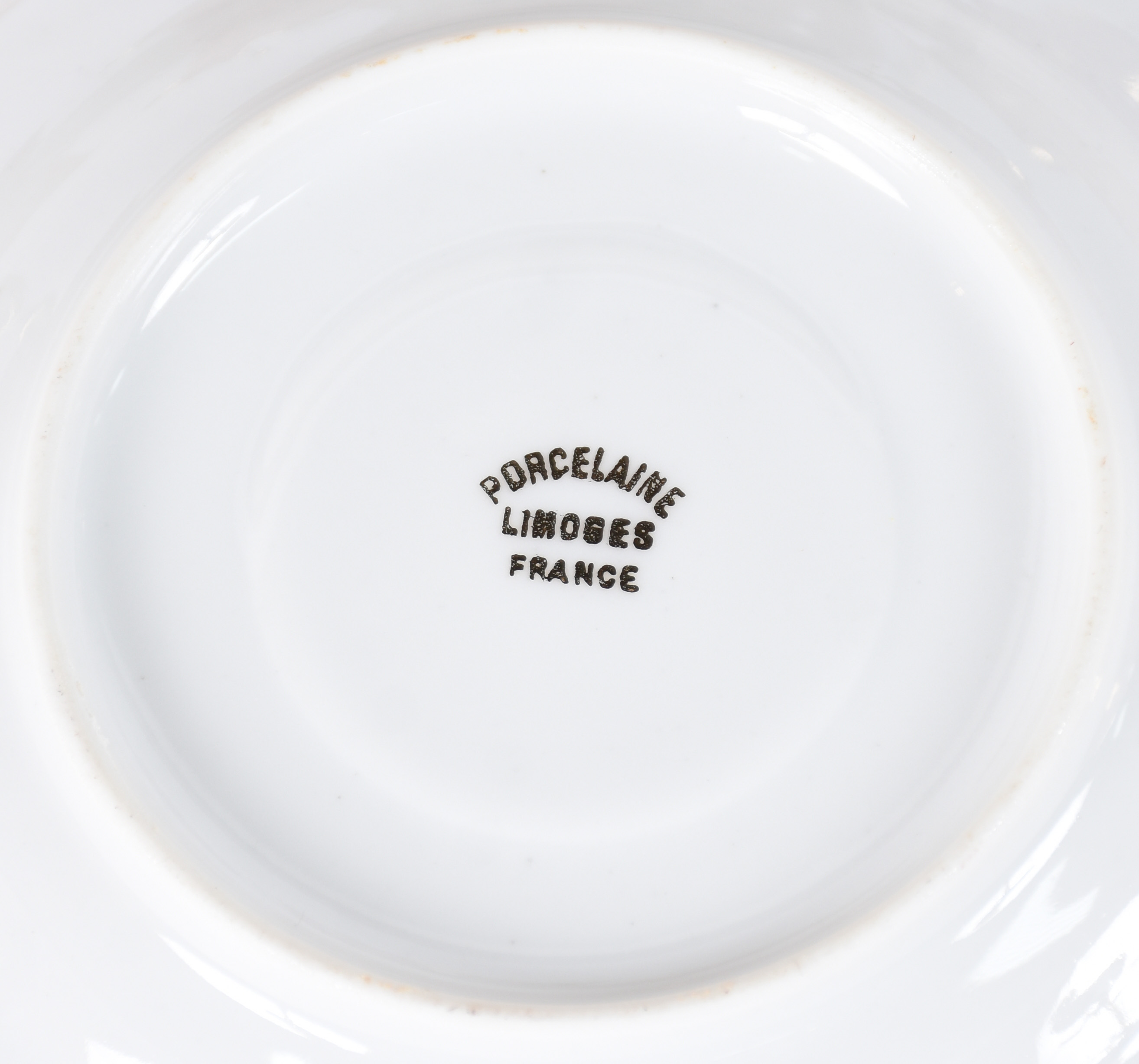 Conjunto de chá e café em porcelana limoges, sendo 12 xícaras para... - foto 5 de 5