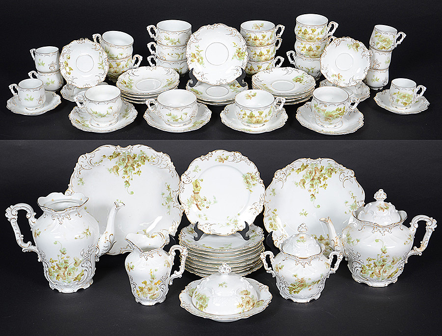 Serviço para chá e café de porcelana alemã Elysée, com: 7 xícaras...