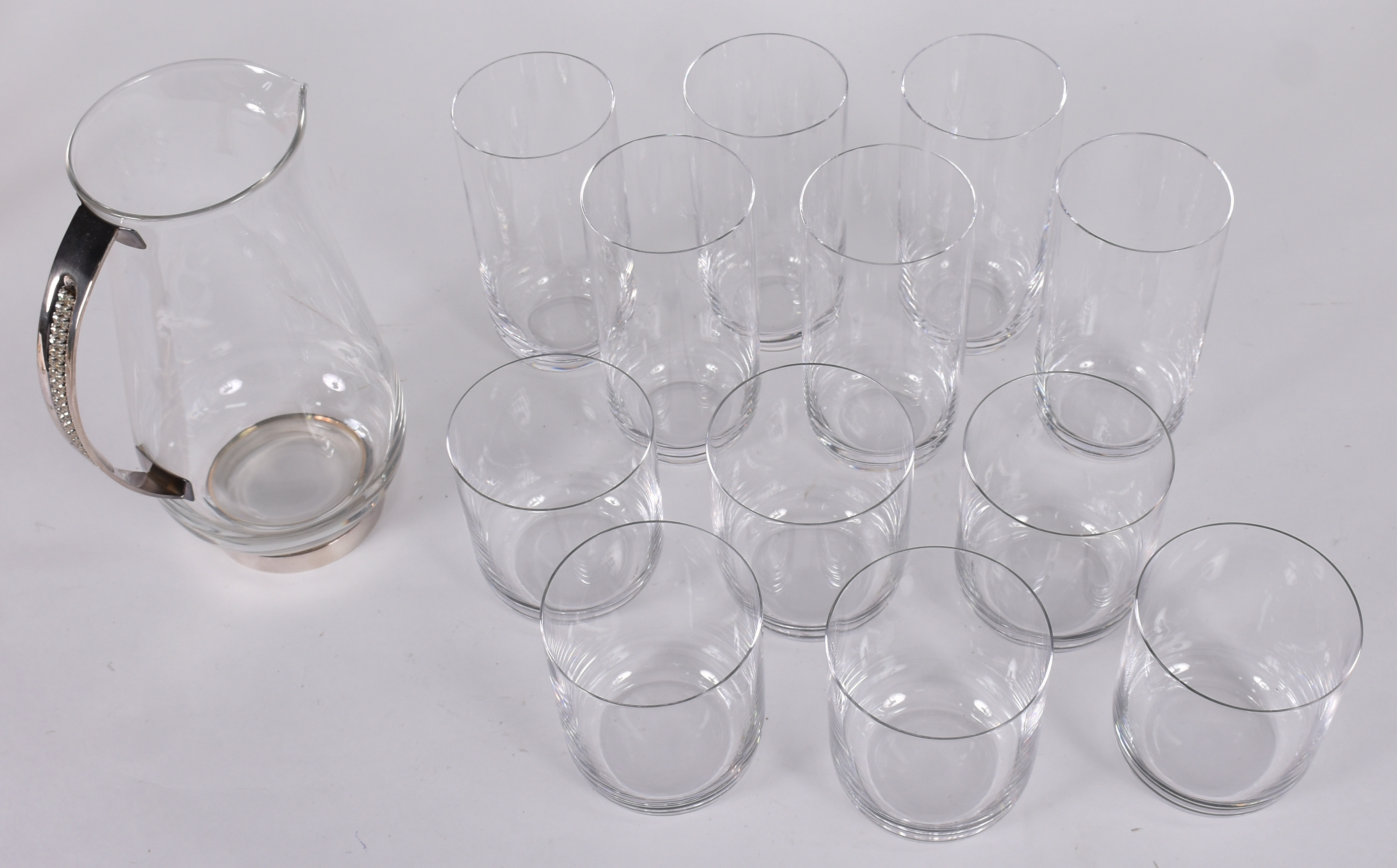 Diversas peças de cristal, sendo: Seis copos longos e seis curtos... - foto 2 de 4