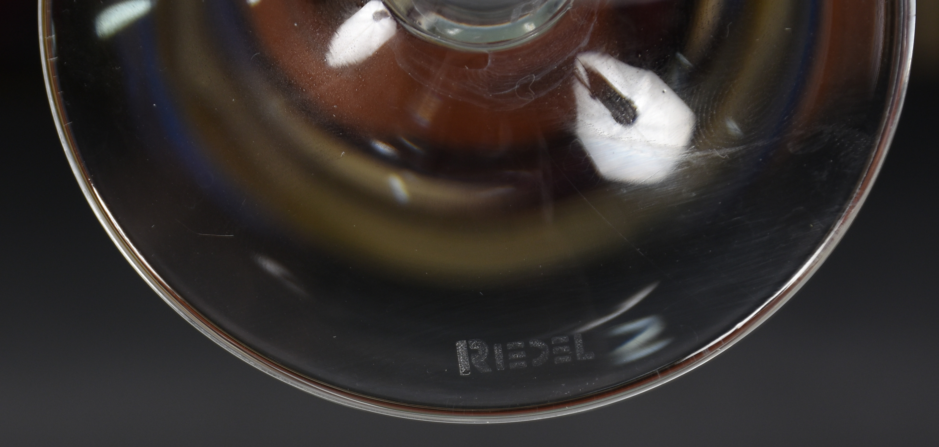 Conjunto com 8 cálices para vinho RIEDEL - foto 3 de 3