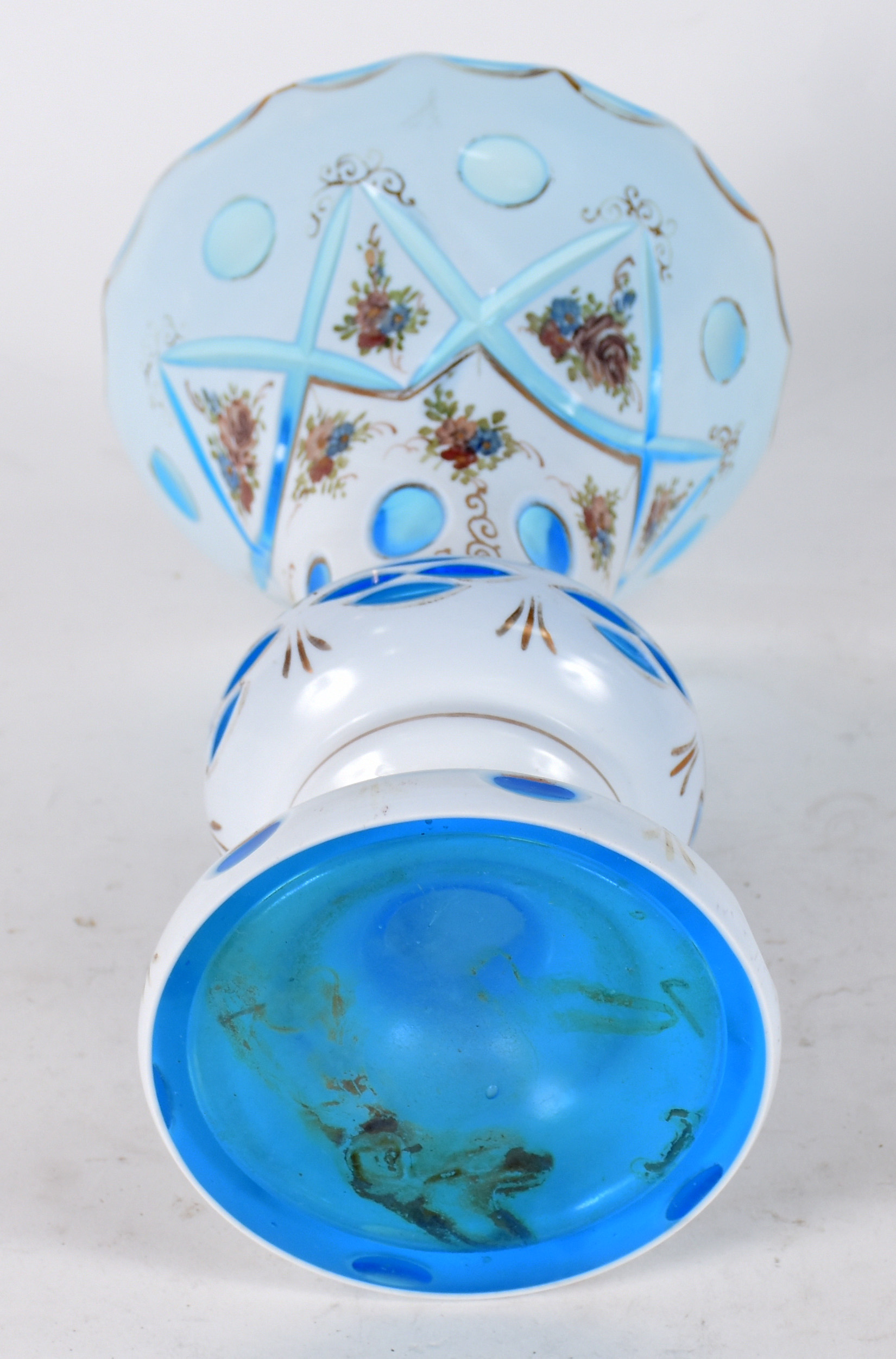 Vaso de cristal overlay azul e branco. - foto 3 de 3