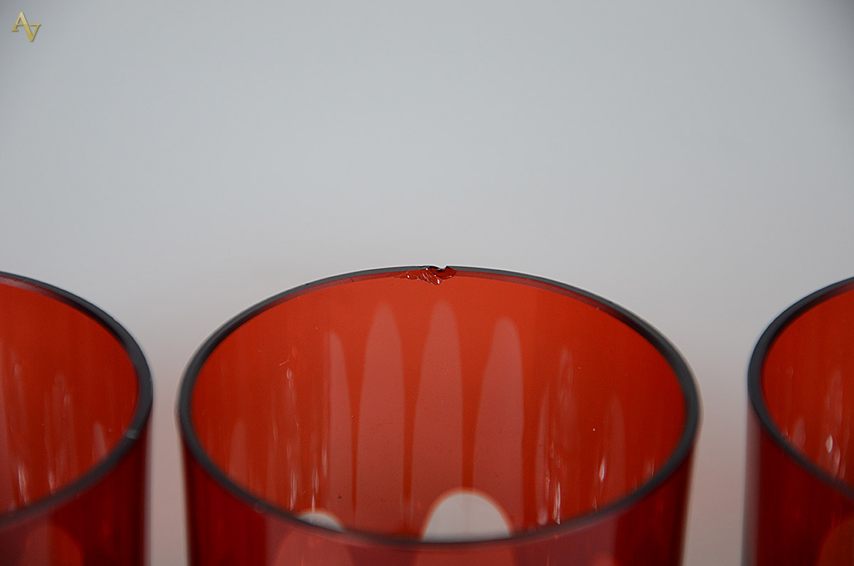 Conjunto com 6 cálices para vinho de pé alto facetado doublé rubi, 4... - foto 3 de 3
