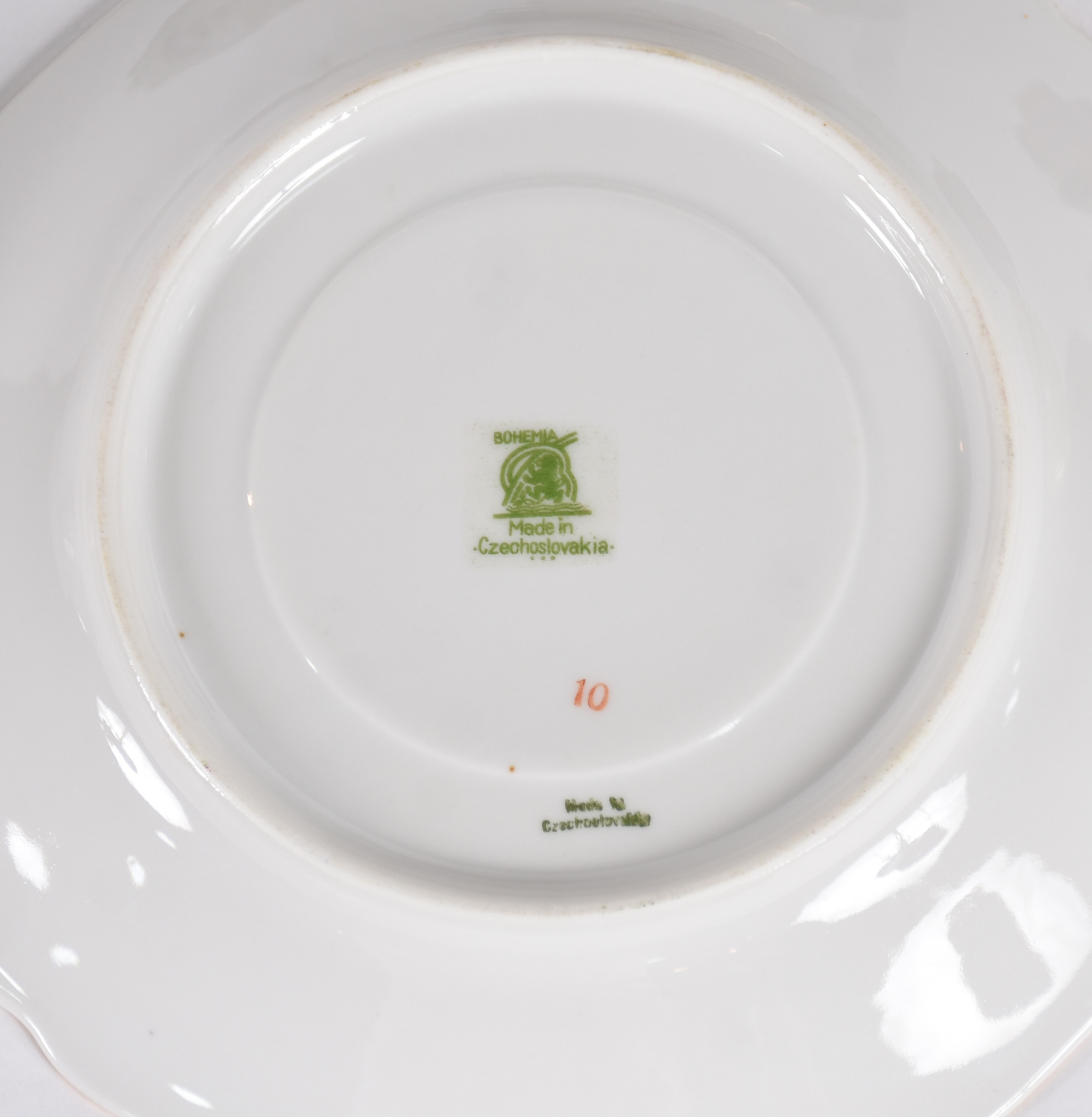 Conjunto com seis taças para consomé com pires de porcelana tcheca. - foto 3 de 3
