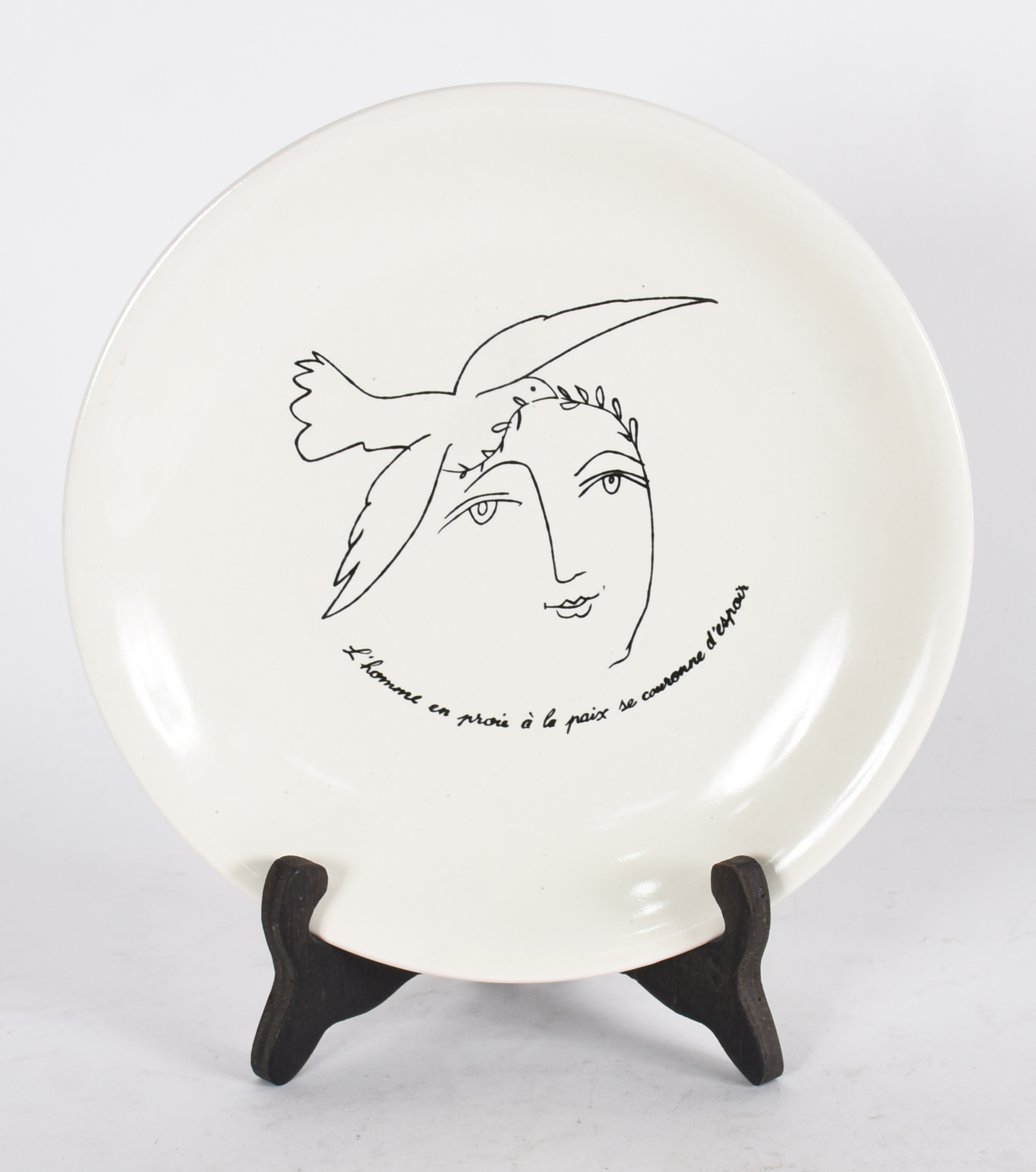 Prato de porcelana com reprodução de desenho de Pablo PICASSO - foto 1 de 2
