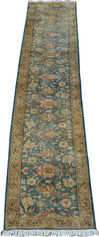 Passadeira Kirman. Medidas 4,00 x 0,80 m.