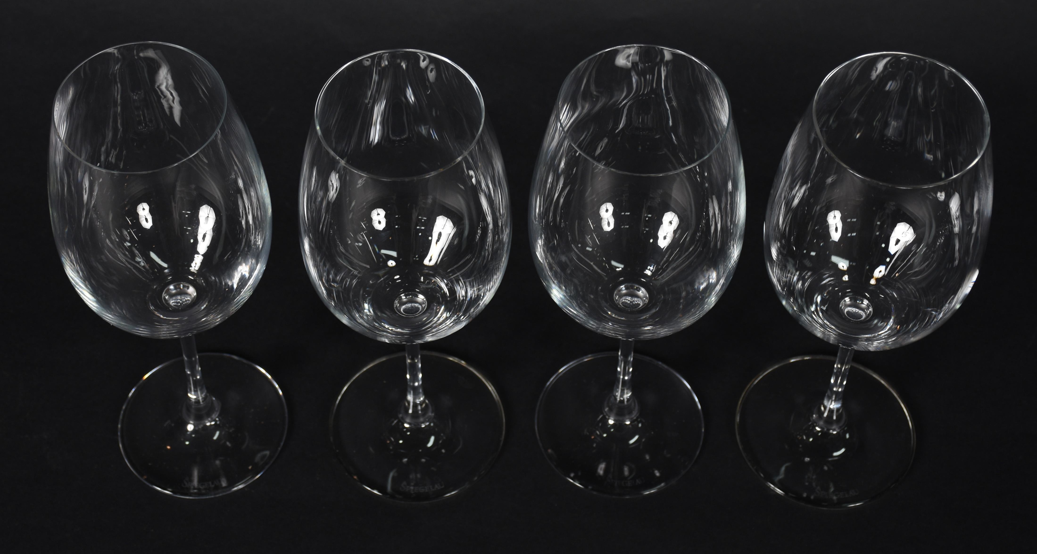 Conjunto com 8 cálices SPIEGLAU para vinho. - foto 3 de 4