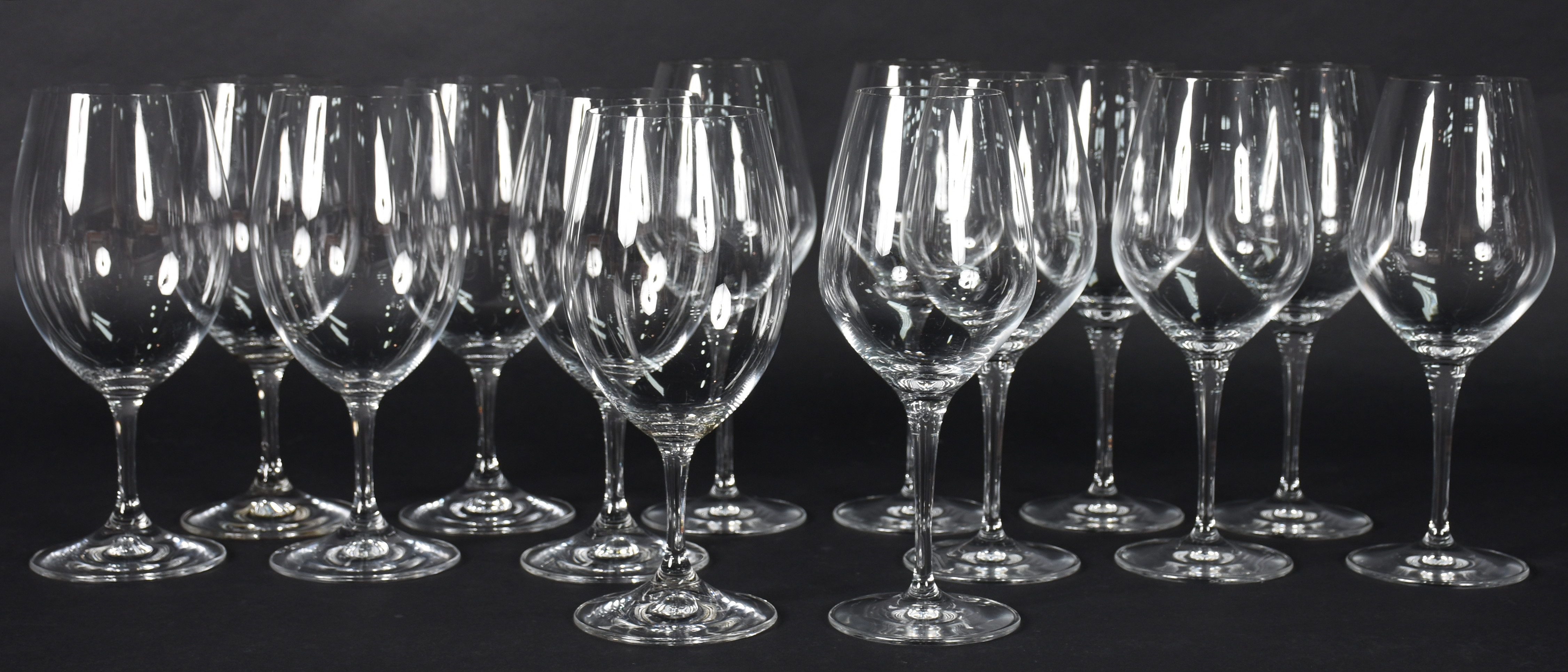 Seis cálices para vinho RIEDEL E 8 de modelos diferentes. Total 14... - foto 1 de 4