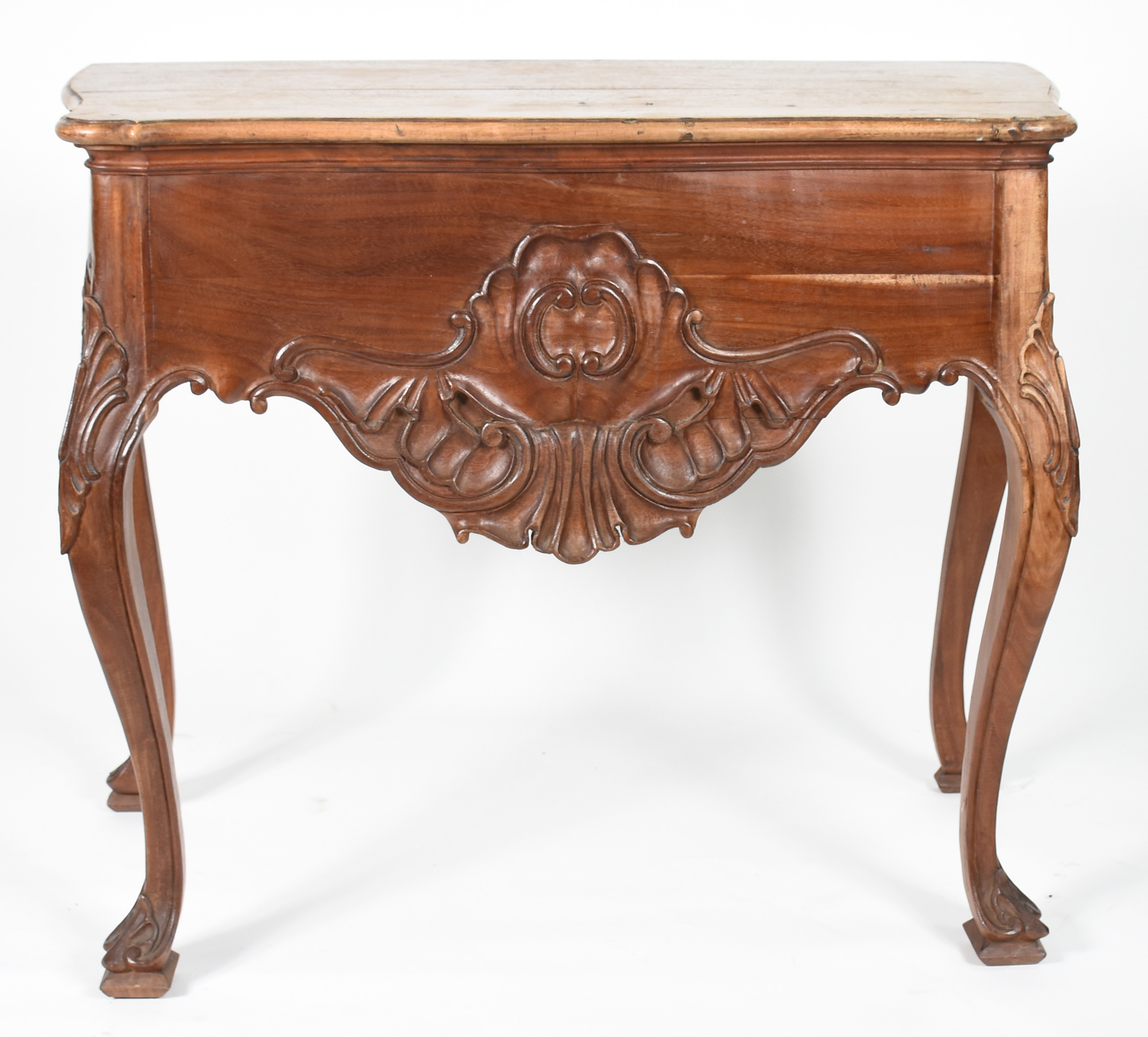 Console de madeira nobre com saia entalhada, estilo Dom José. - foto 1 de 5