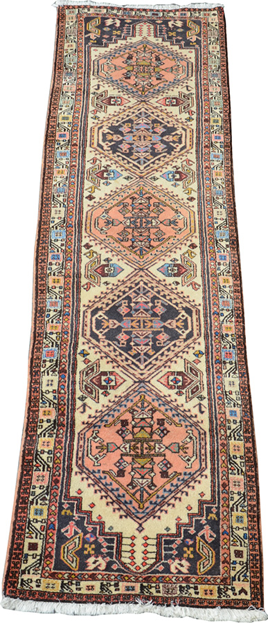 Passadeira Tabriz. Medidas 3,00 x 0,75 m.