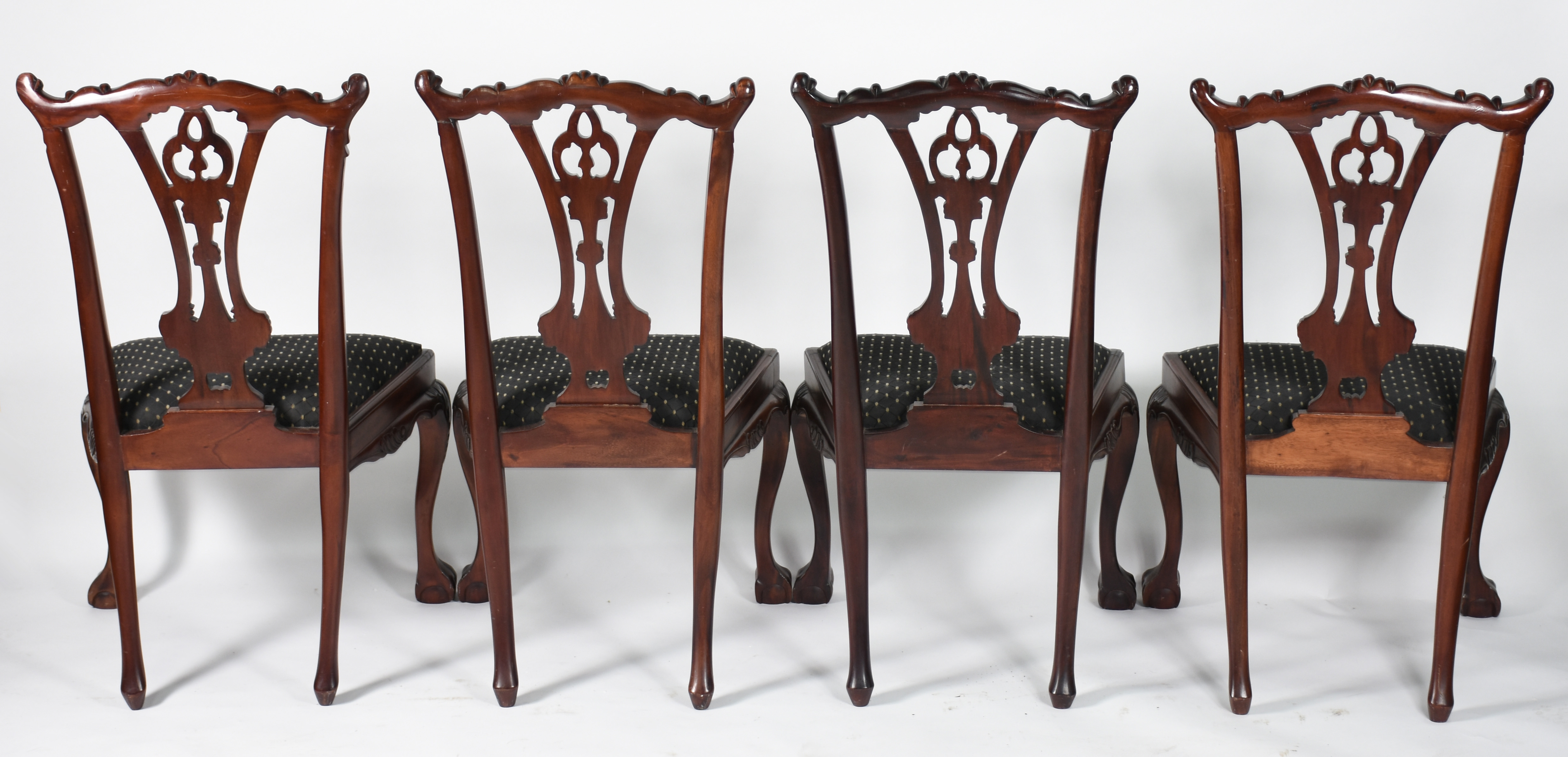 Quatro cadeiras para sala de jantar de madeira nobre, estilo ingles... - foto 2 de 4