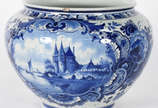 Cachepot de porcelana de DELFT em tons de azul ... - Cachepot de porcelana de DELFT em tons de azul (lascado na borda).