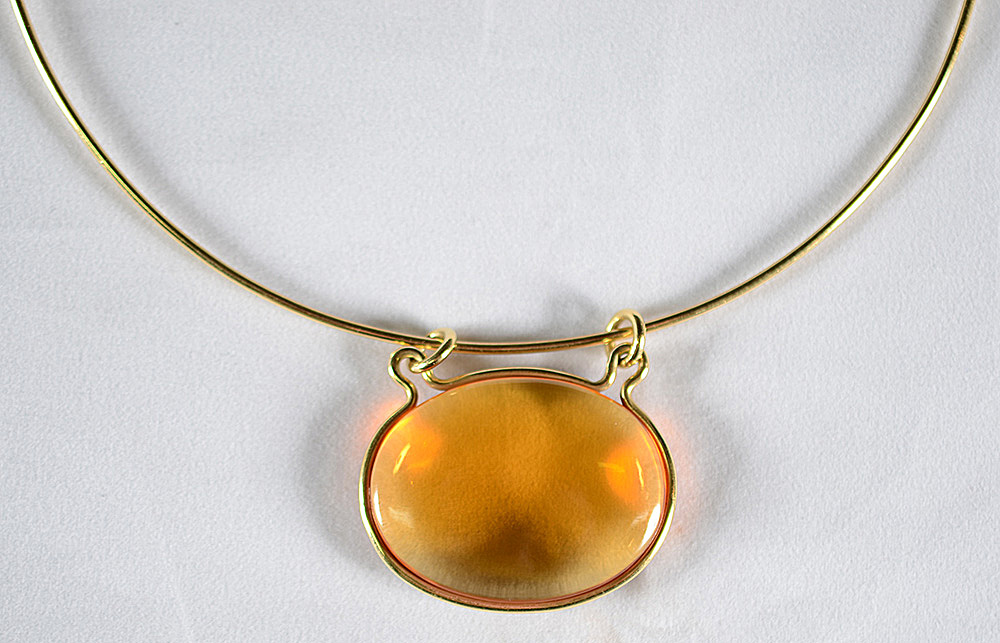 Gargantilha de ouro amarelo 18 k com pendente inglês de citrino... - foto 1 de 2