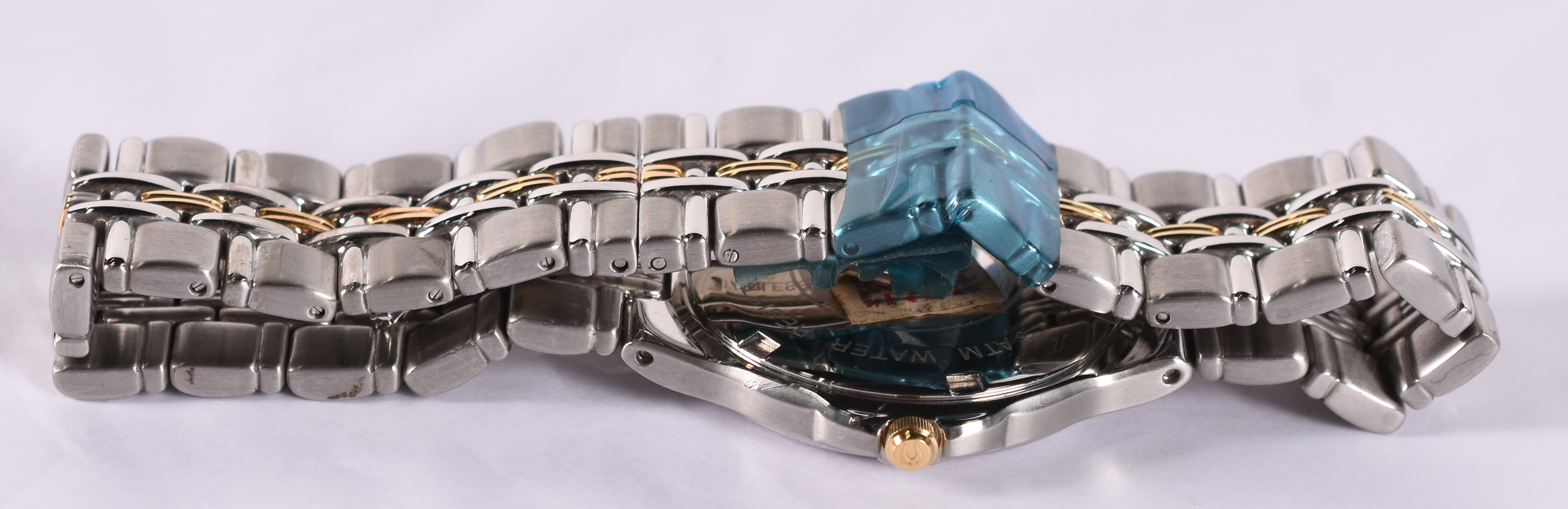 Relógio Bulova masculino, pulseira e caixa em aço, com detalhes... - foto 5 de 5