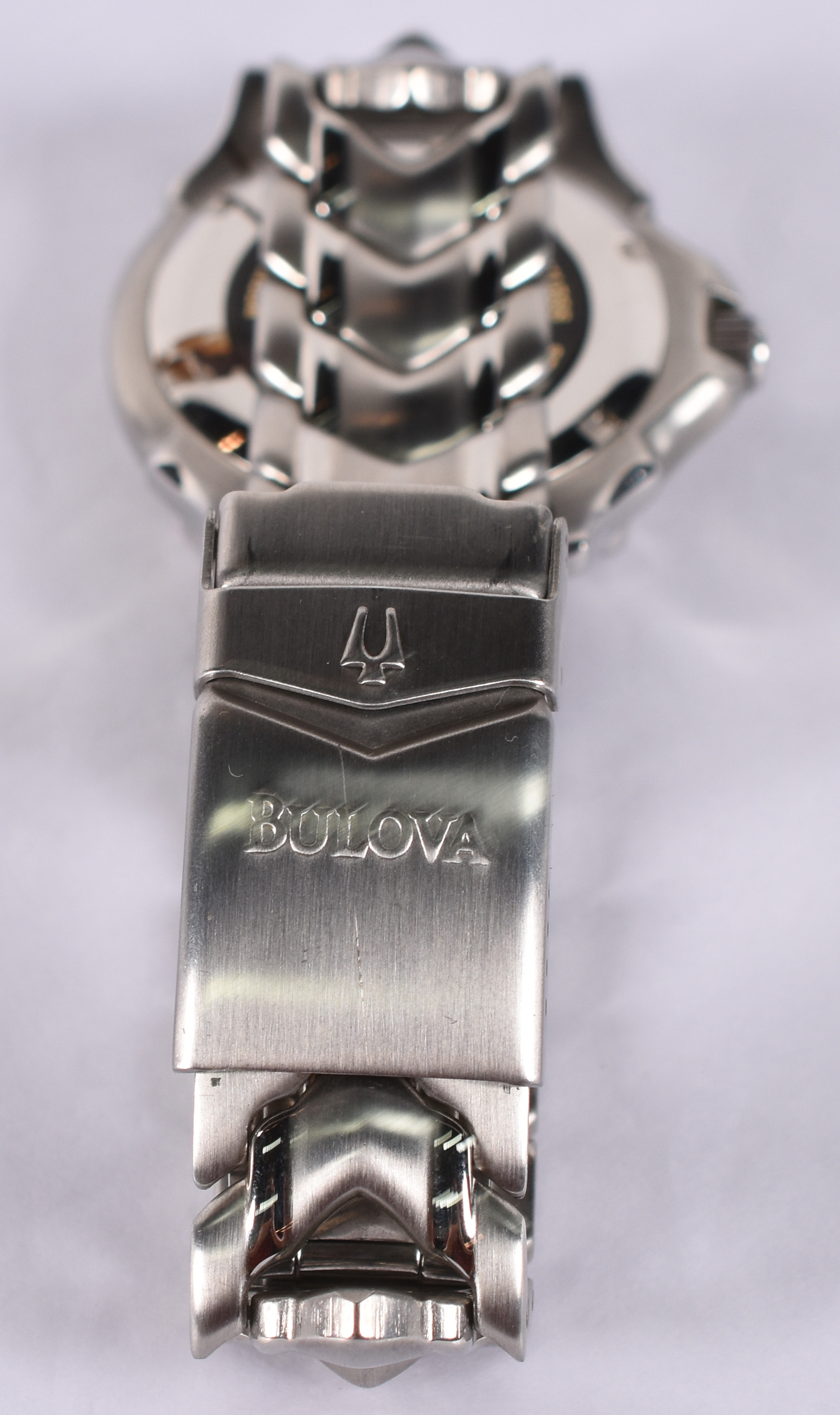 Relógio Bulova misto, pulseira e caixa de aço, dourado, de ponteiros... - foto 3 de 4