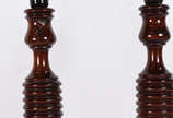 Par de bases para abatjour de madeira torneada. - Par de bases para abatjour de madeira torneada.