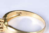 Anel de ouro amarelo com 12 brilhantes. Aro 25. - Anel de ouro amarelo com 12 brilhantes. Aro 25.