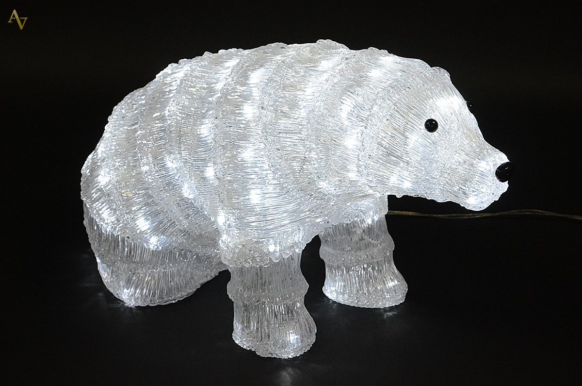 Luminária de acrílico feitio urso polar. Medidas 30 x 55 cm. - foto 2 de 2