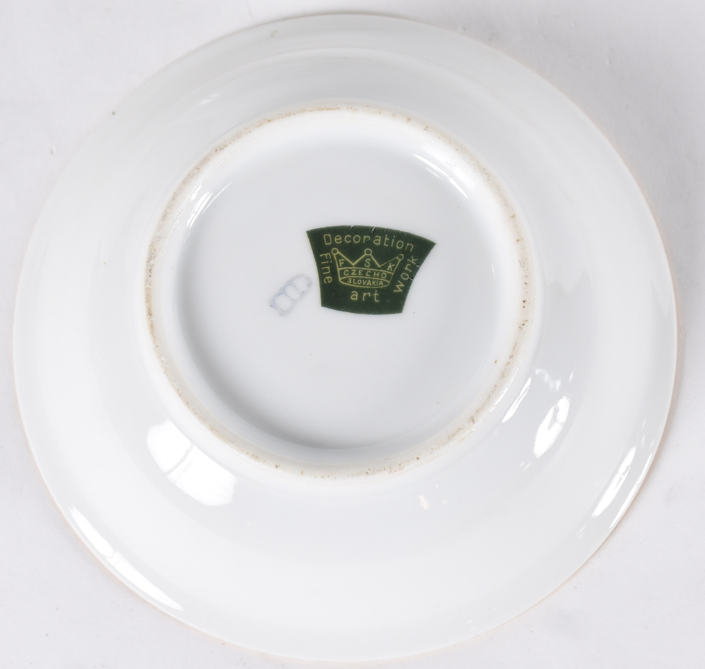 Saladeira e 6 bowls de porcelana tcheca decorada com frutos em... - foto 5 de 5