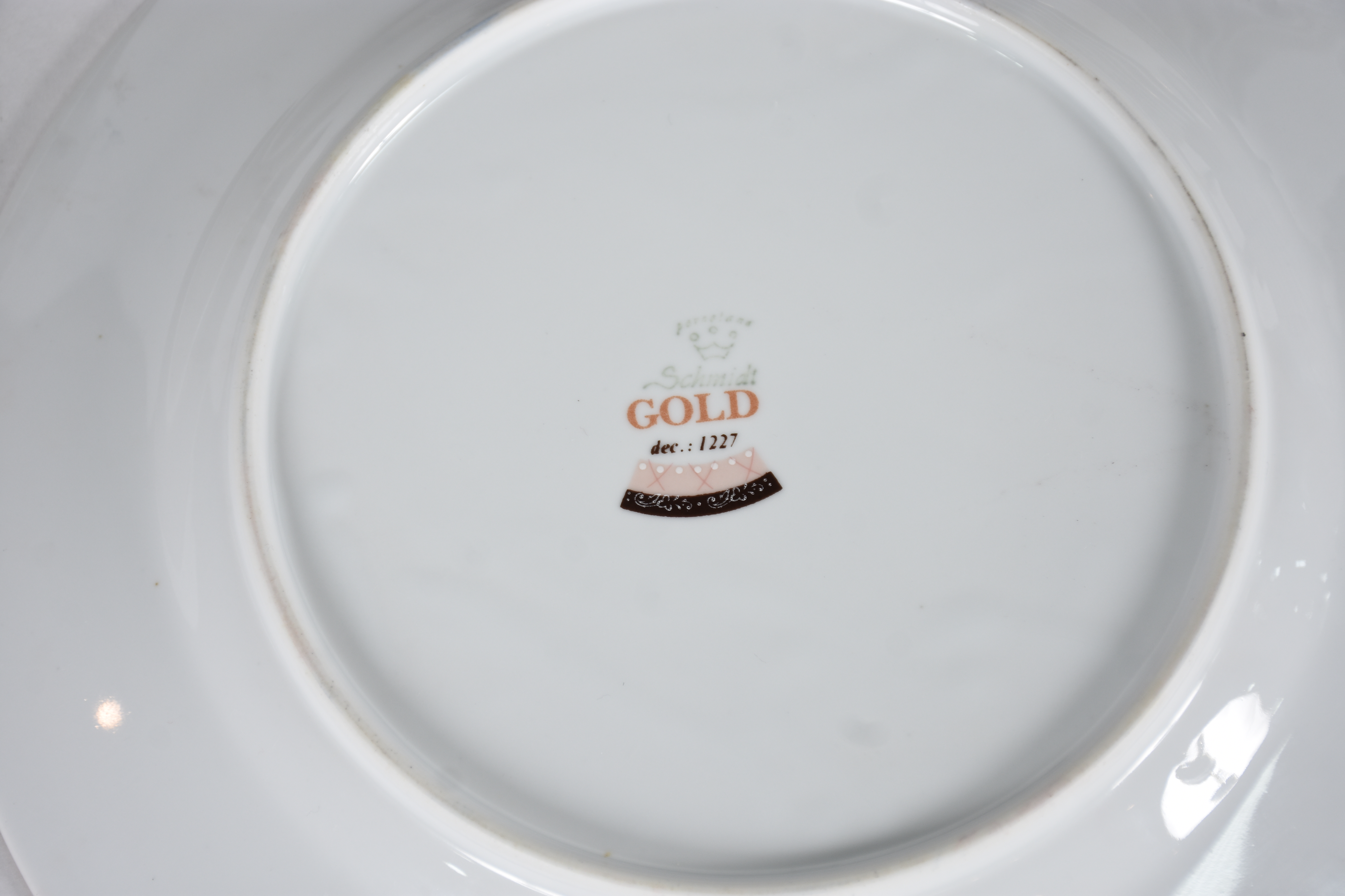 Serviço de jantar de porcelana branca com borda rosa Schmidt... - foto 5 de 5