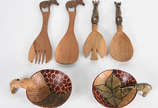 Seis peças decorativas de madeira africana. - Seis peças decorativas de madeira africana.