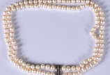 Colar de pérolas de 2 voltas, 44 cm, fecho de o... - Colar de pérolas de 2 voltas, 44 cm, fecho de ouro branco  com brilhantes