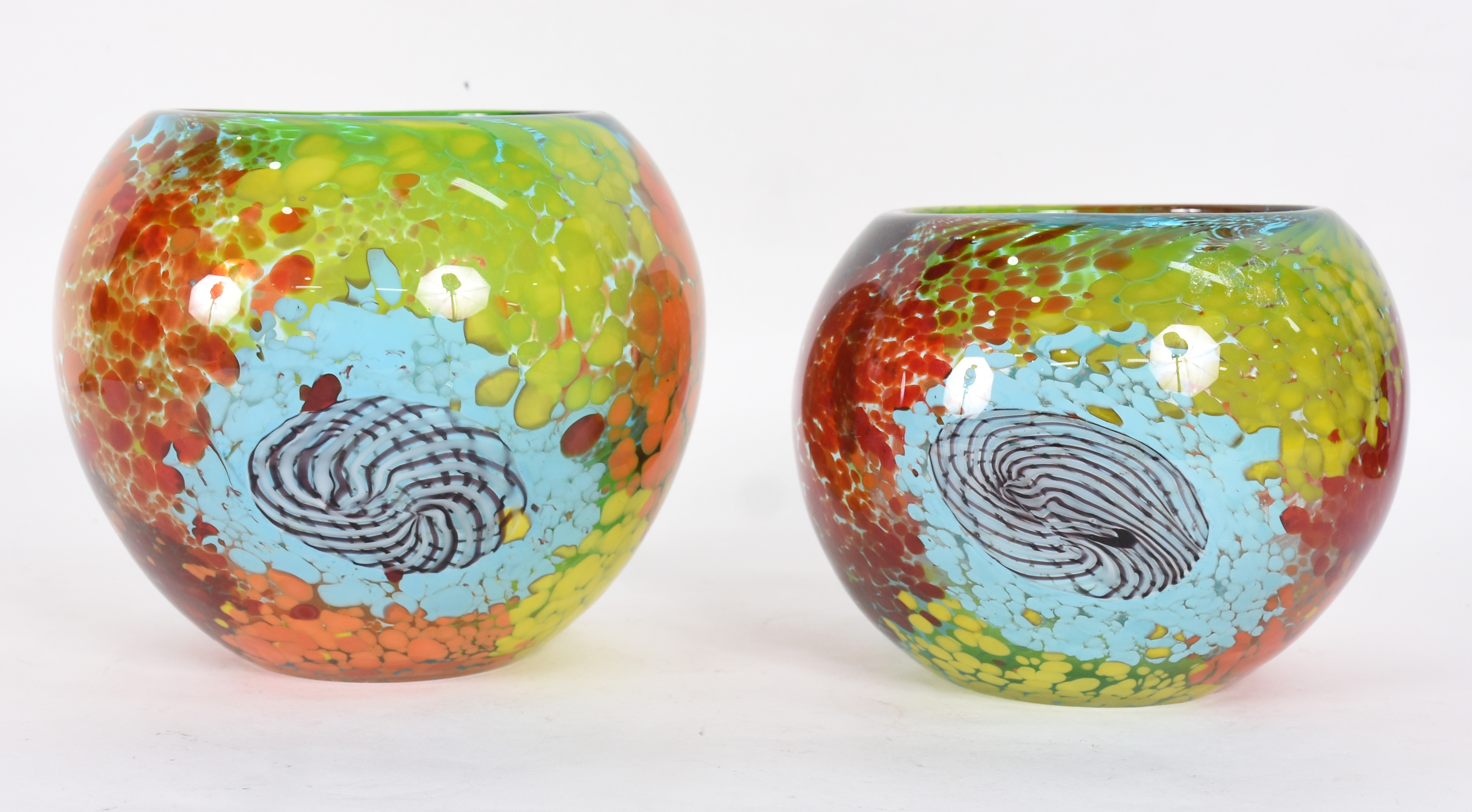 Dois bowls de murano policromados, feitio redondo. - foto 1 de 4