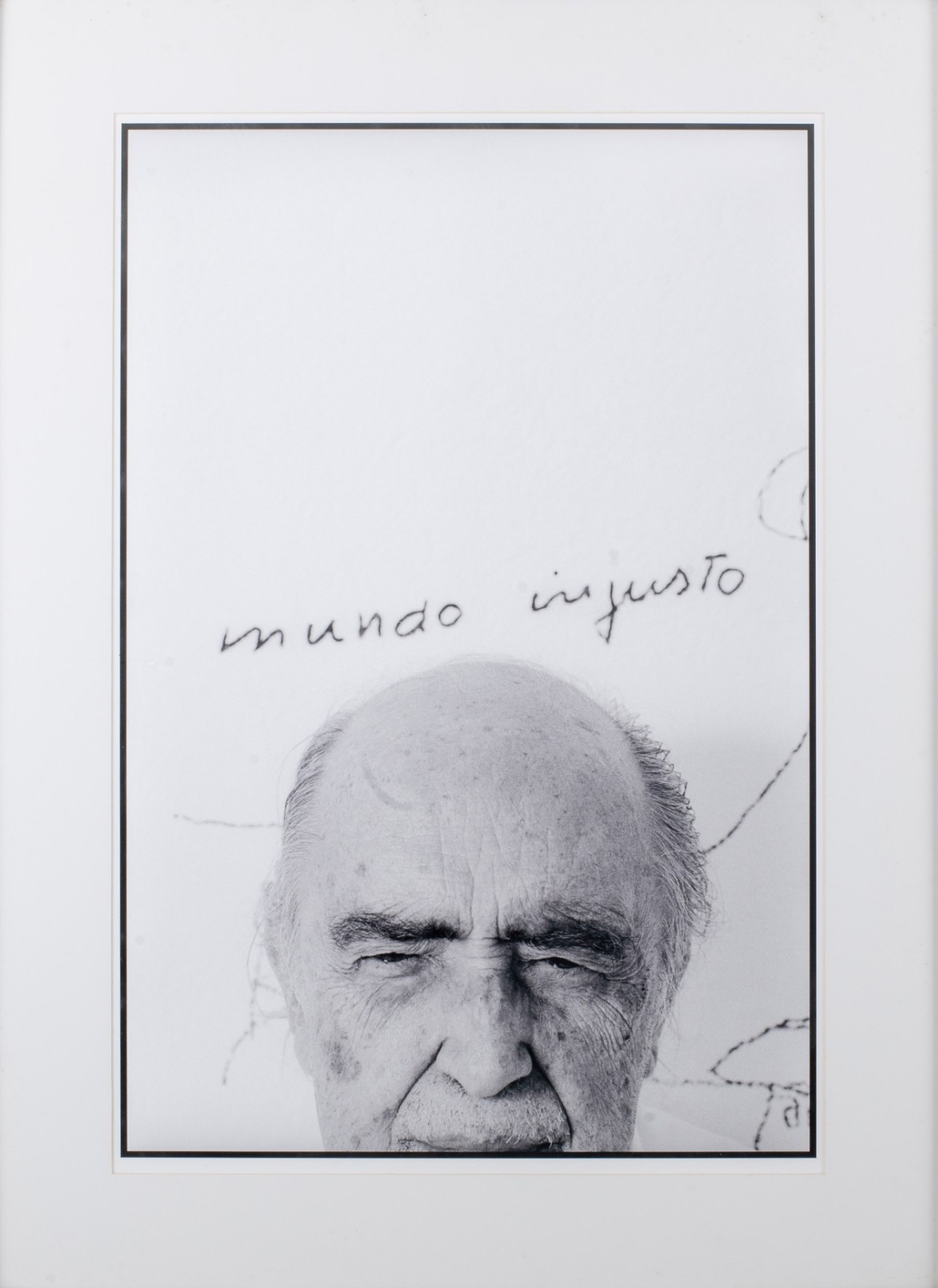 Luiz Garrido. Mundo Injusto. Fotografia de Oscar Niemeyer, ass. dat... - foto 1 de 4
