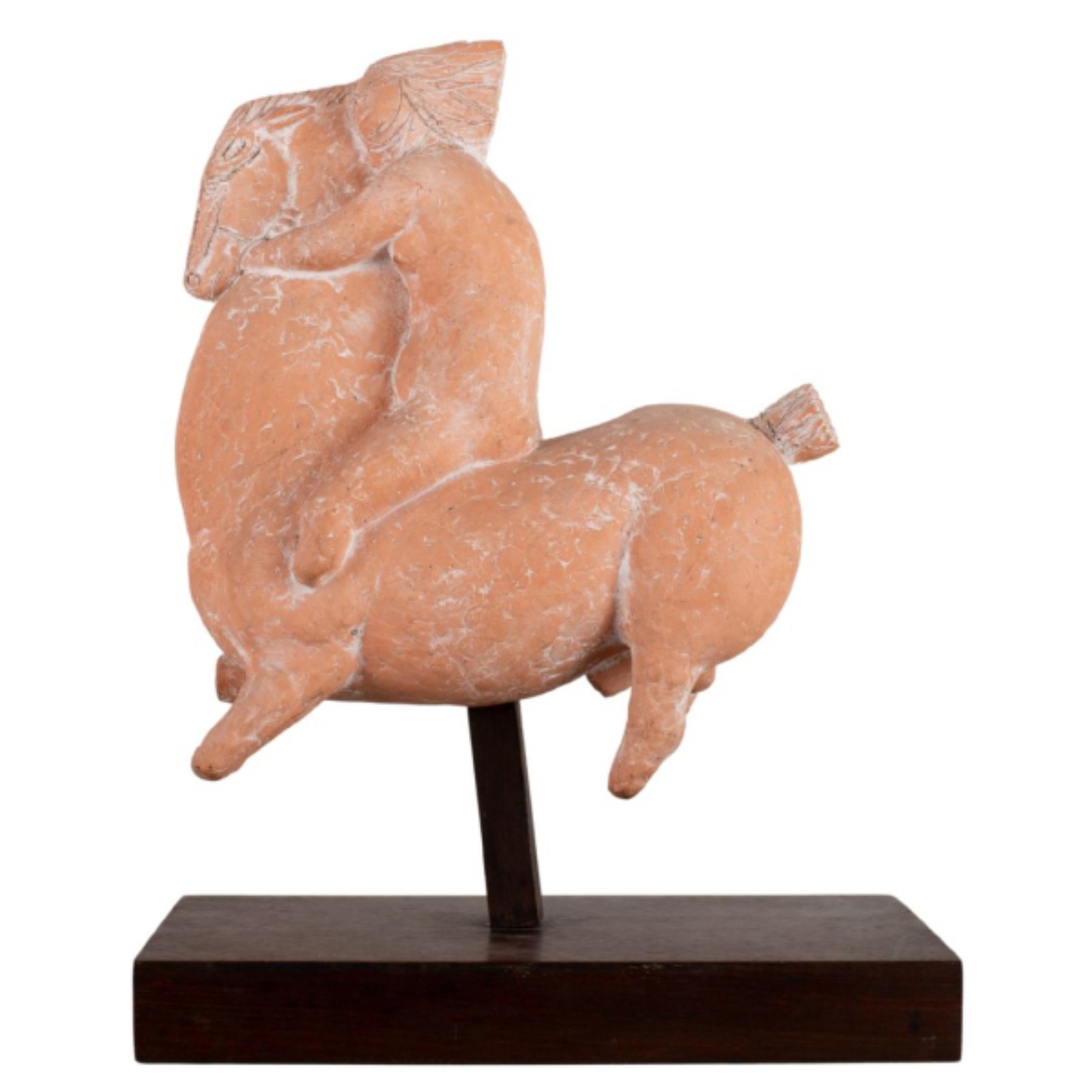 Vasco Prado. Amazona e Cavalo. Escultura em terracota, ass. com as... - foto 2 de 2