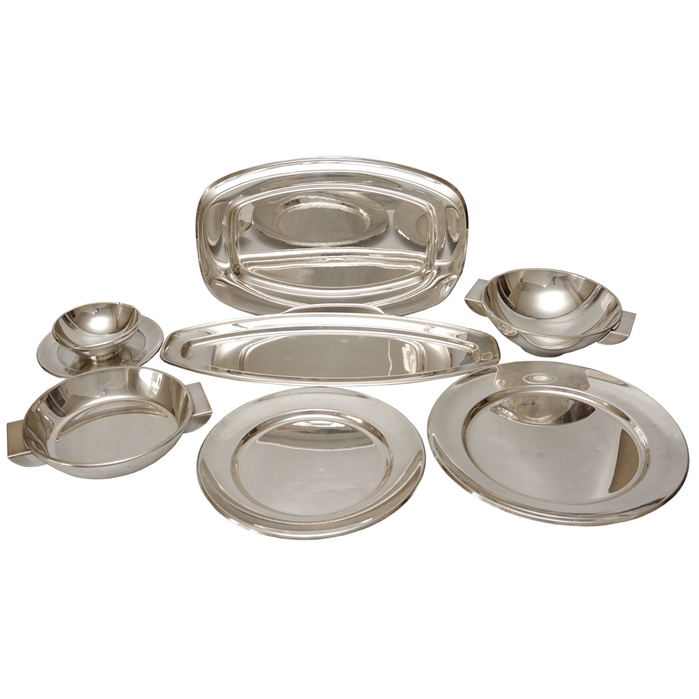 Conjunto de baixelas em metal espessurado a prata Eberle, composto de...