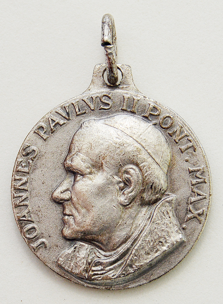 Colecionismo - Medalha em metal espessurado a prata do Papa João... - foto 1 de 3