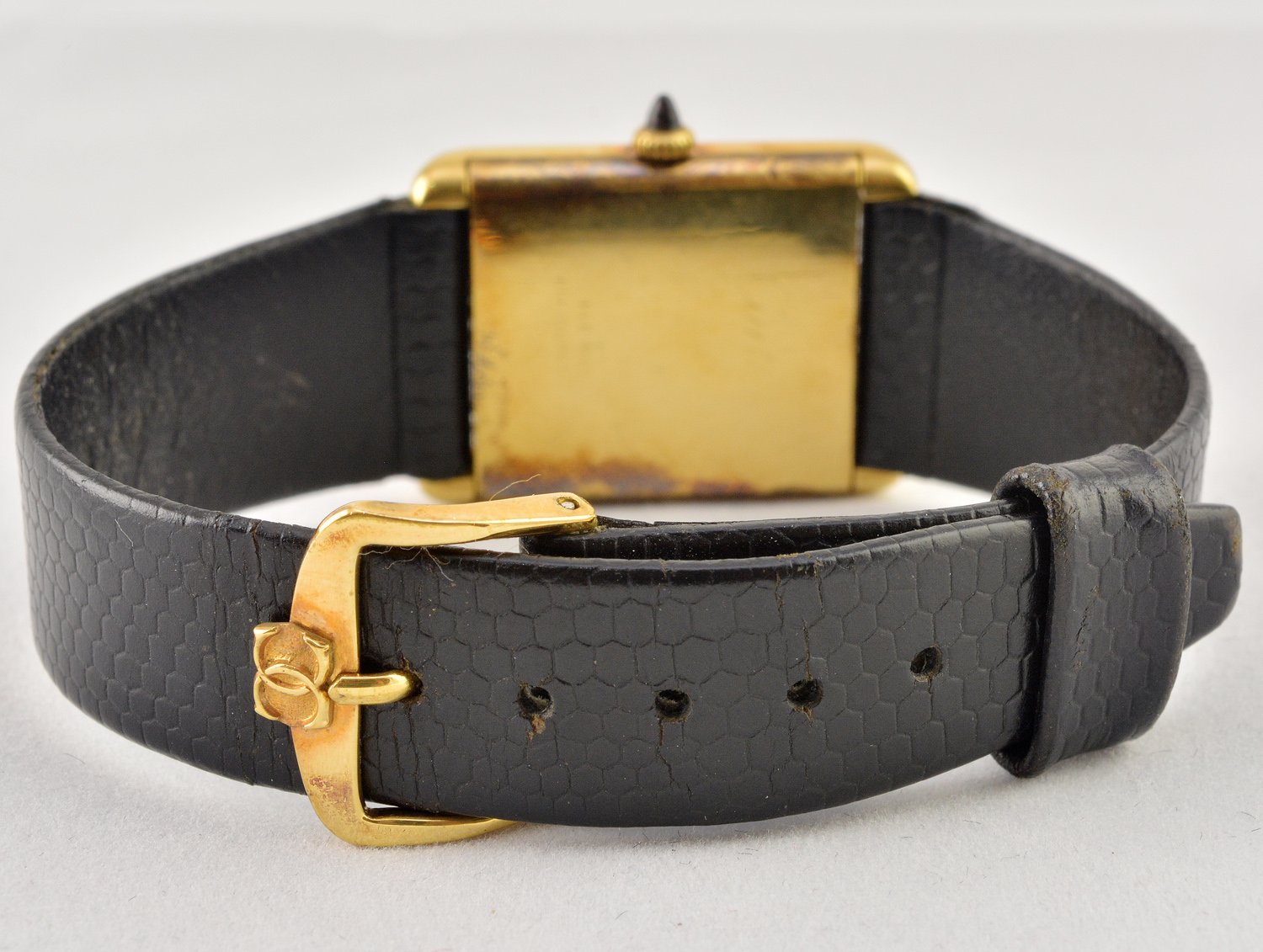 CARTIER - Relógio electroplated, caixa medindo 2 cm por 1,7 cm e... - foto 2 de 3