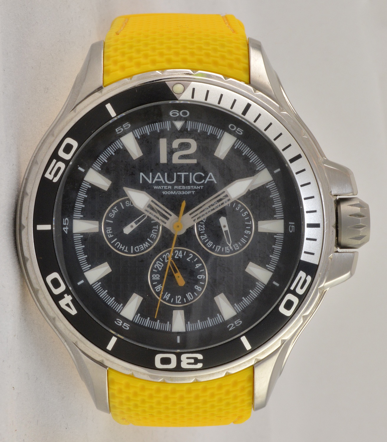 NAUTICA - Stainless steel case water resistant 100 m, 330 ft, Japan... - foto 1 de 2