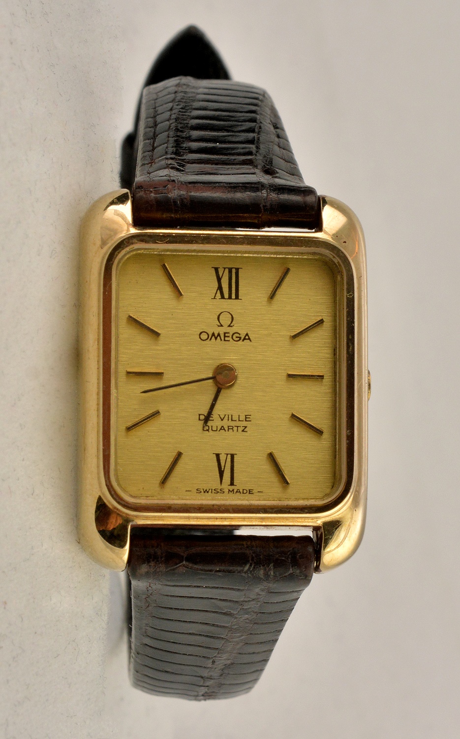 Omega - Relógio quartzo plaque d'or 10 k com pulseira em couro... - foto 1 de 2